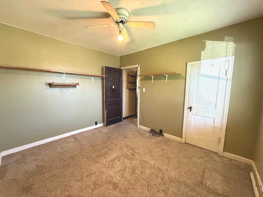 1940 single family home for sale at 221 Minnesota Avenue E in Sebeka, MN — 2 bed, 2 bath (photo 10 of 24)