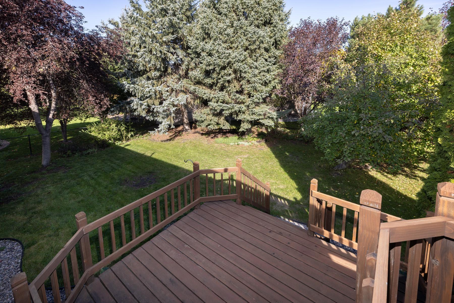 1992 single family home for sale at 1028 16th Avenue E in West Fargo, ND — 3 bed, 3 bath (photo 30 of 34)
