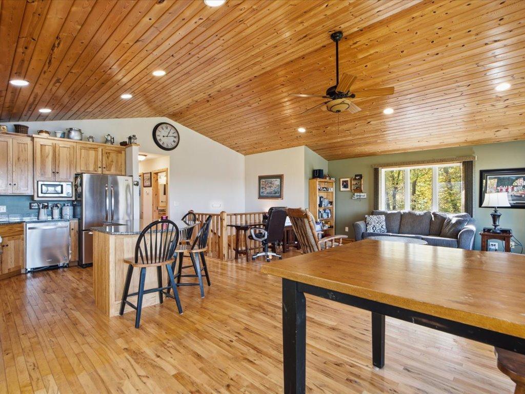 2003 single family home for sale at 25205 Eagle Ridge Road in Aitkin, MN — 3 bed, 2 bath (photo 13 of 66)