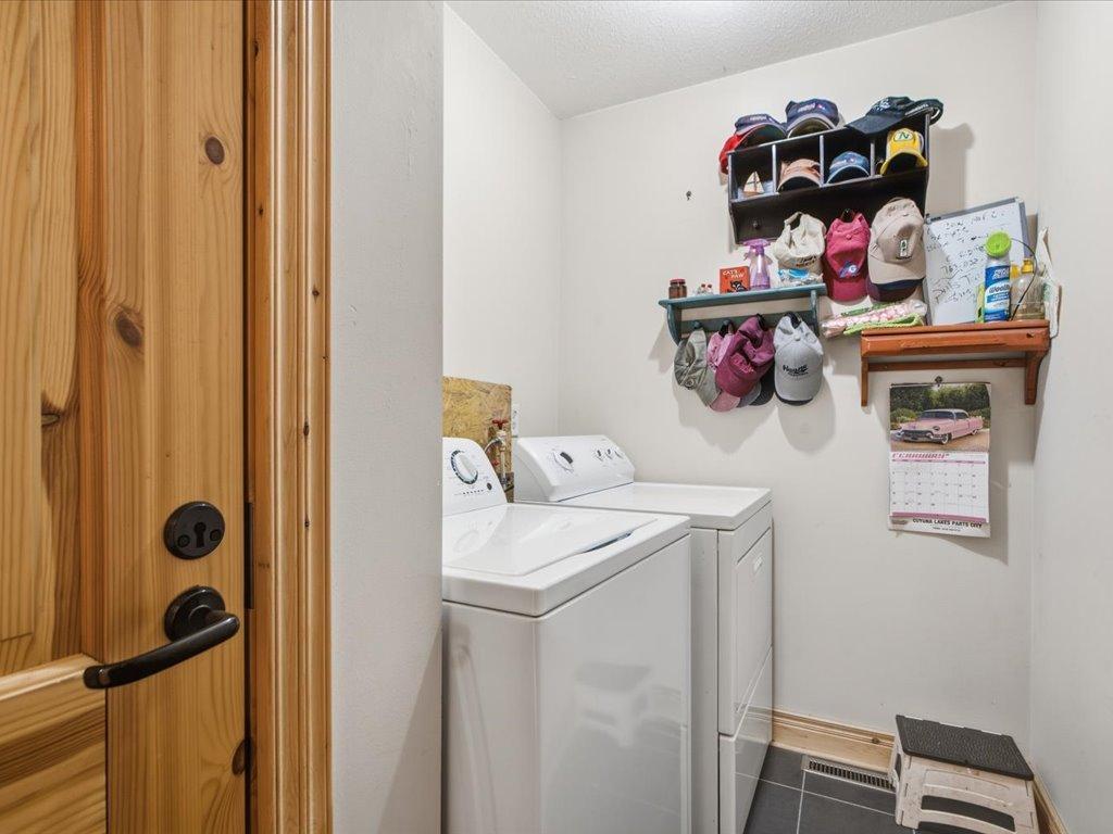 2003 single family home for sale at 25205 Eagle Ridge Road in Aitkin, MN — 3 bed, 2 bath (photo 21 of 66)