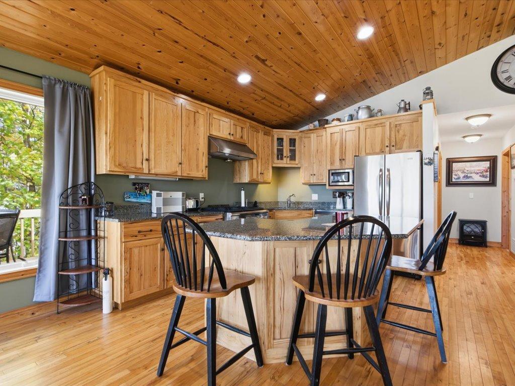 2003 single family home for sale at 25205 Eagle Ridge Road in Aitkin, MN — 3 bed, 2 bath (photo 7 of 66)