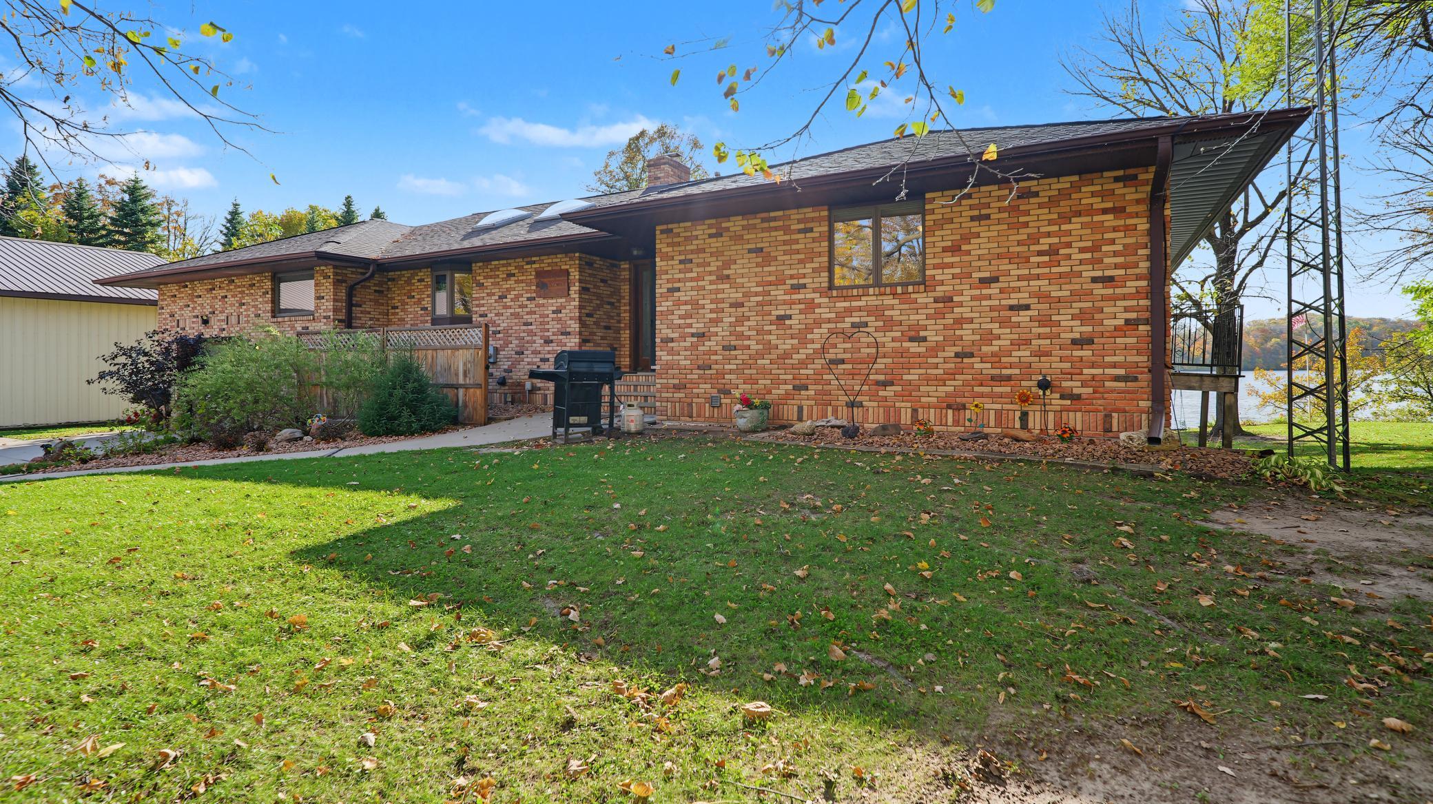 1982 single family home for sale at 13505 485th Avenue in Parkers Prairie, MN — 4 bed, 3 bath (photo 7 of 99)