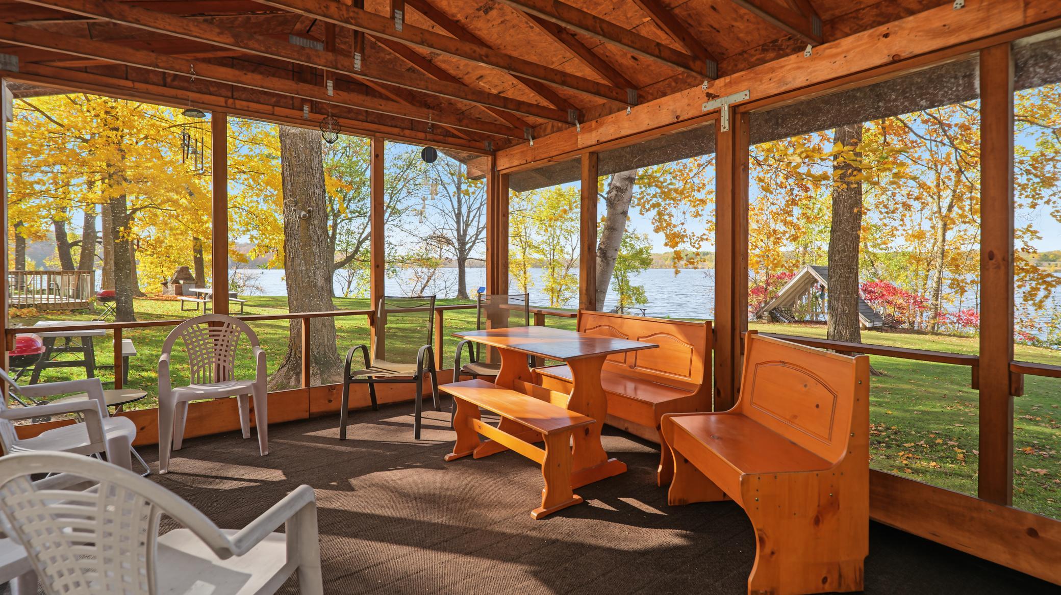 1982 single family home for sale at 13505 485th Avenue in Parkers Prairie, MN — 4 bed, 3 bath (photo 63 of 99)