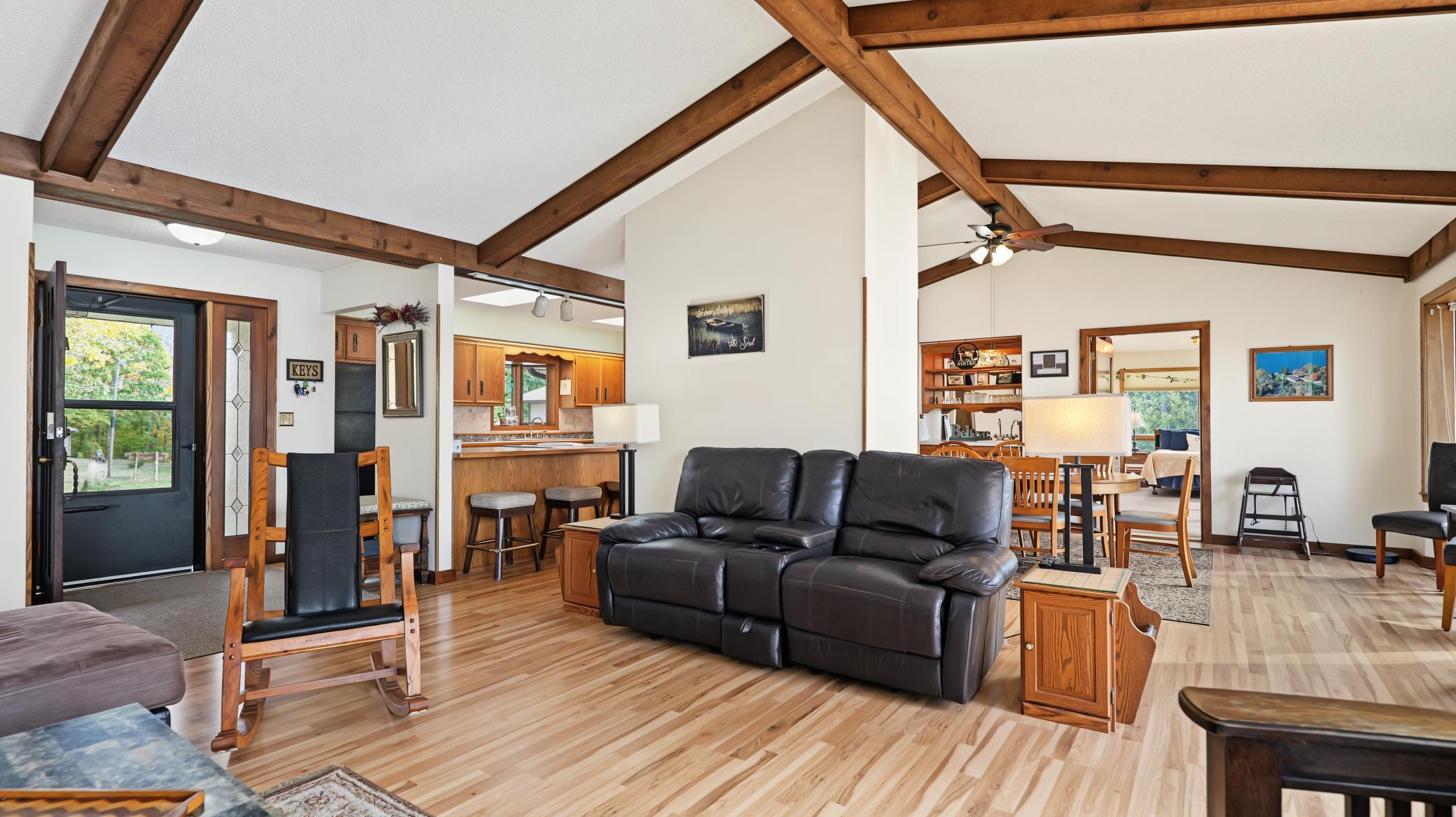 1982 single family home for sale at 13505 485th Avenue in Parkers Prairie, MN — 4 bed, 3 bath (photo 9 of 99)