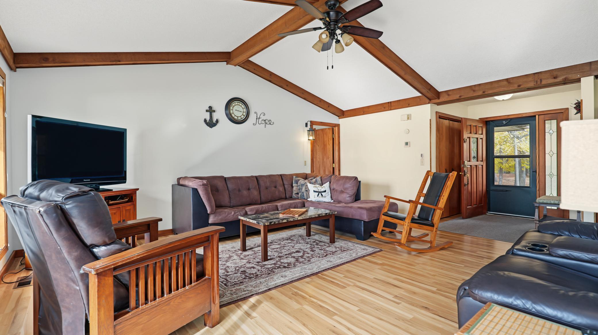 1982 single family home for sale at 13505 485th Avenue in Parkers Prairie, MN — 4 bed, 3 bath (photo 10 of 99)