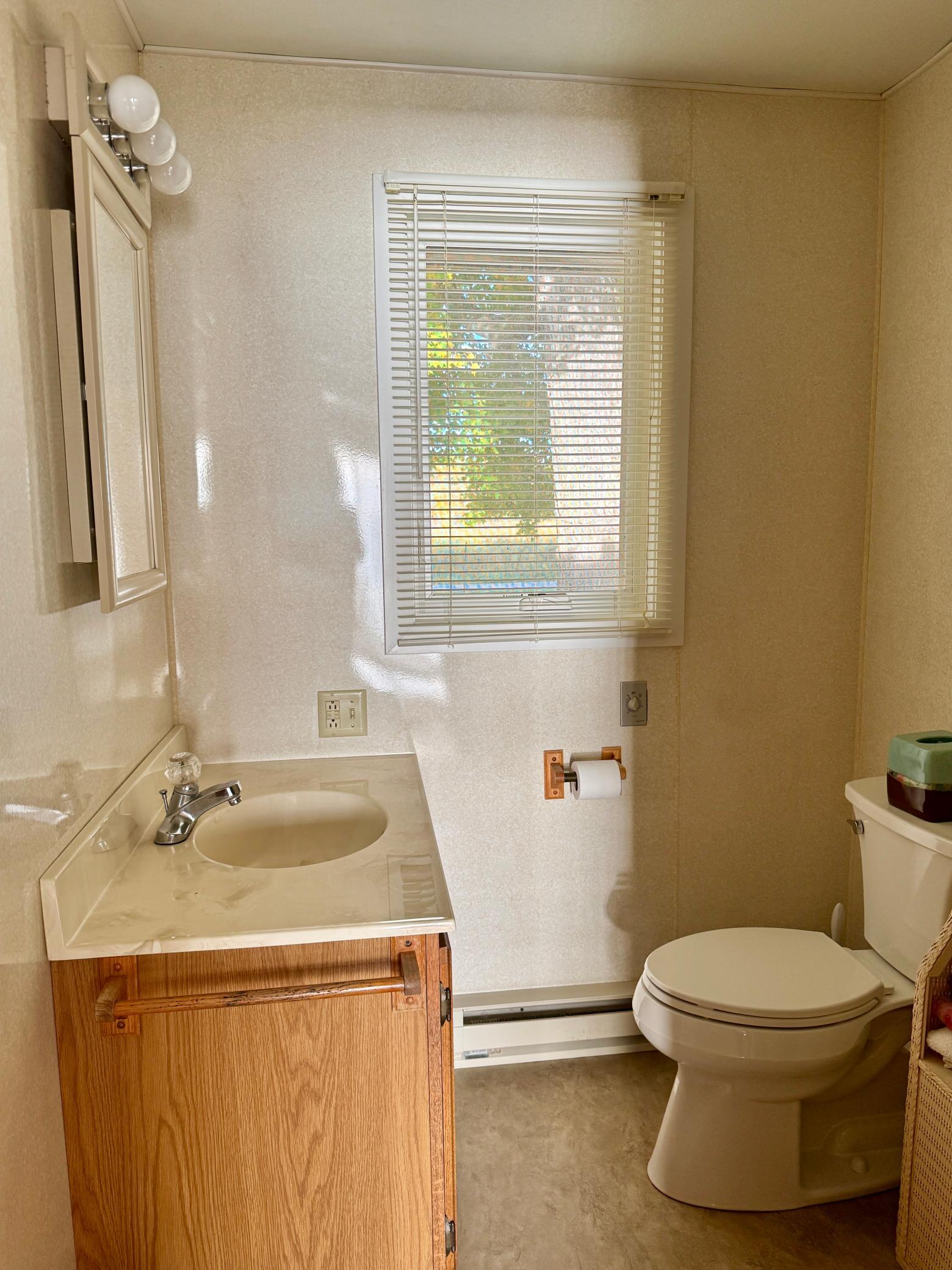 1960 single family home for sale at 43833 Inlet Beach Road in Pelican Rapids, MN — 2 bed, 1 bath (photo 15 of 26)