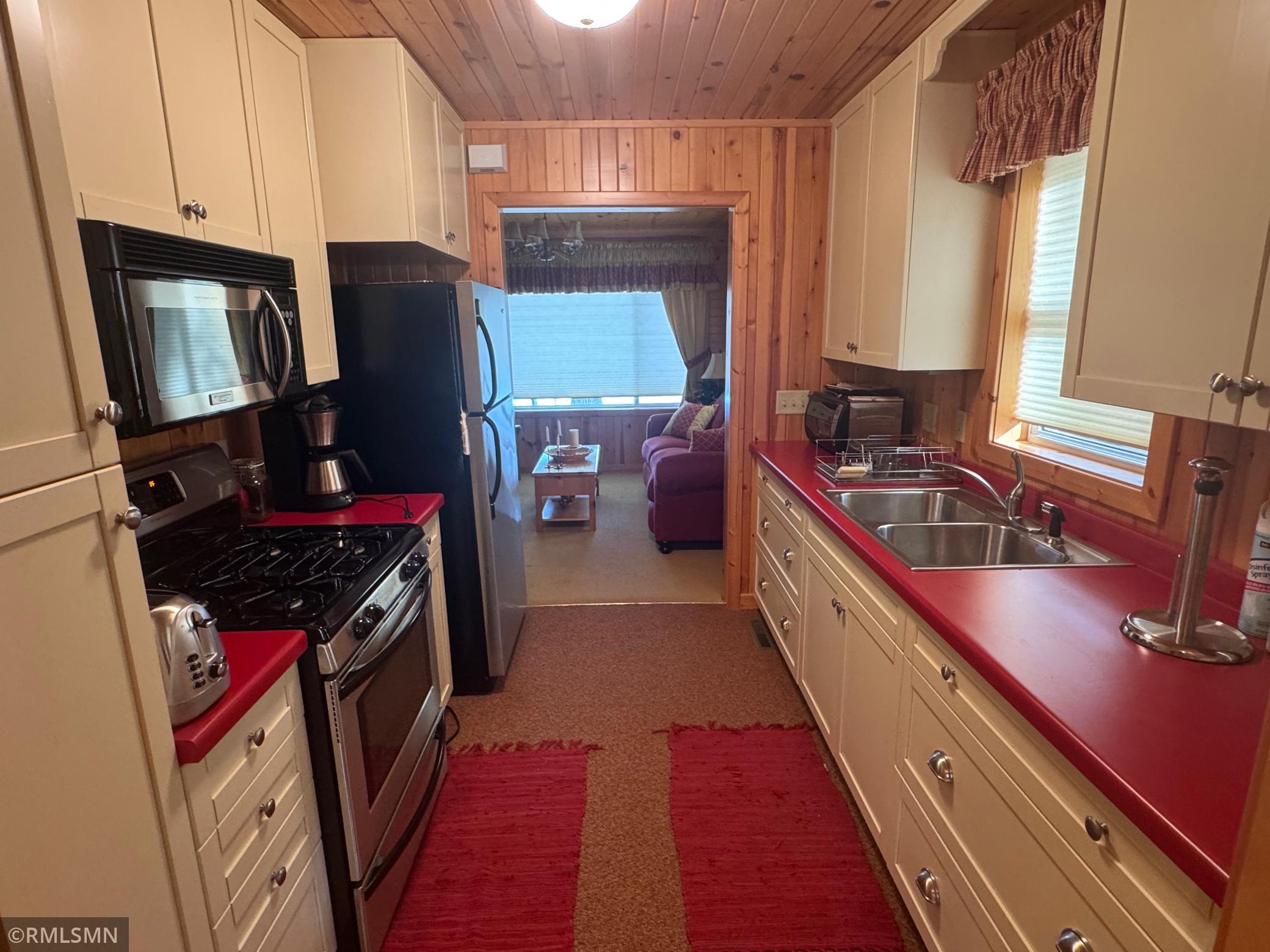 2004 single family home for sale at 48498 190th Place in McGregor, MN — 2 bed, 1 bath (photo 30 of 53)