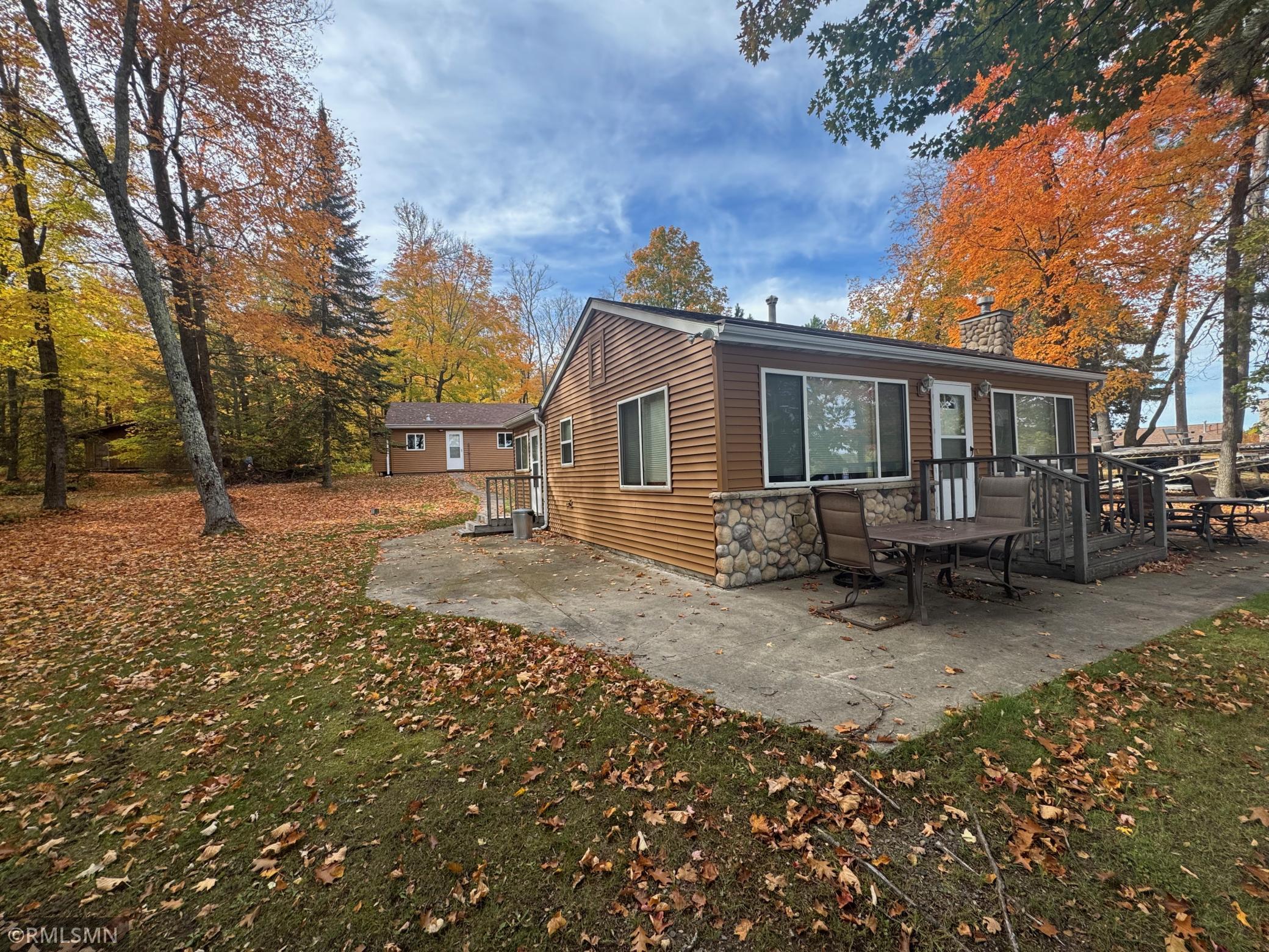 2004 single family home for sale at 48498 190th Place in McGregor, MN — 2 bed, 1 bath (photo 4 of 53)