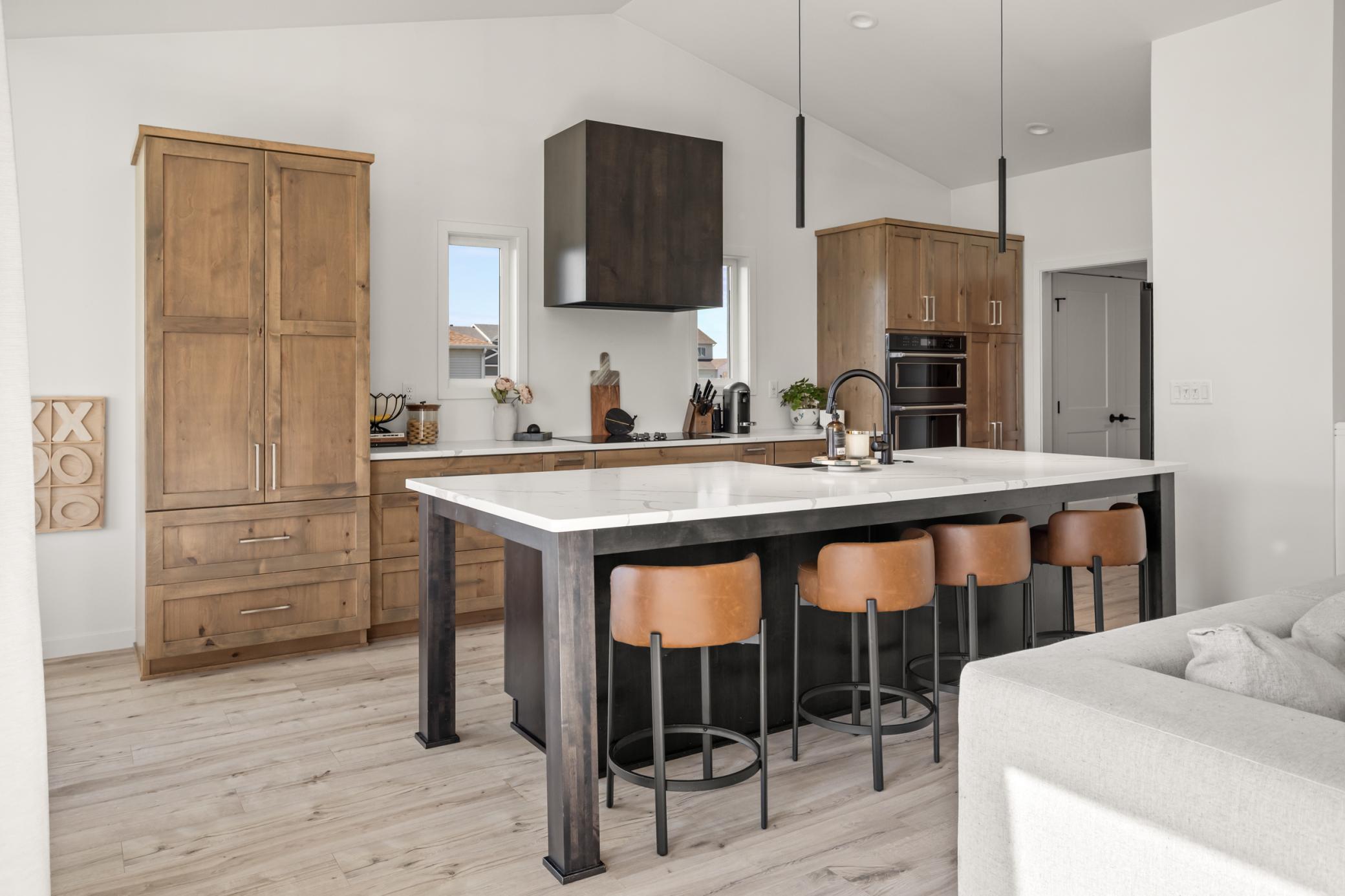 2022 single family home for sale at 7902 Firefly Lane in Horace, ND — 5 bed, 3 bath (photo 3 of 57)