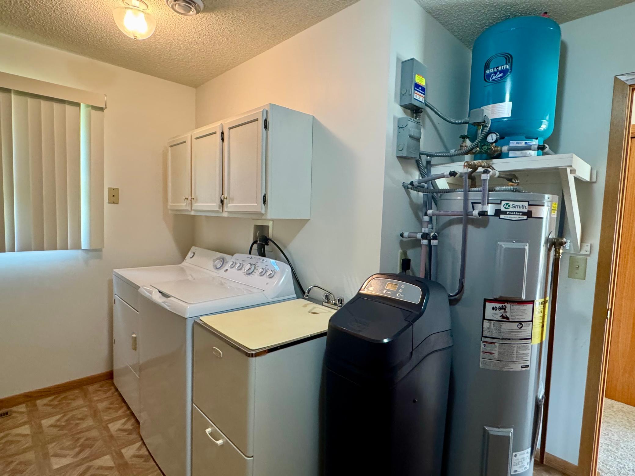 2003 single family home for sale at 21304 Farm View Drive in Park Rapids, MN — 2 bed, 2 bath (photo 21 of 31)