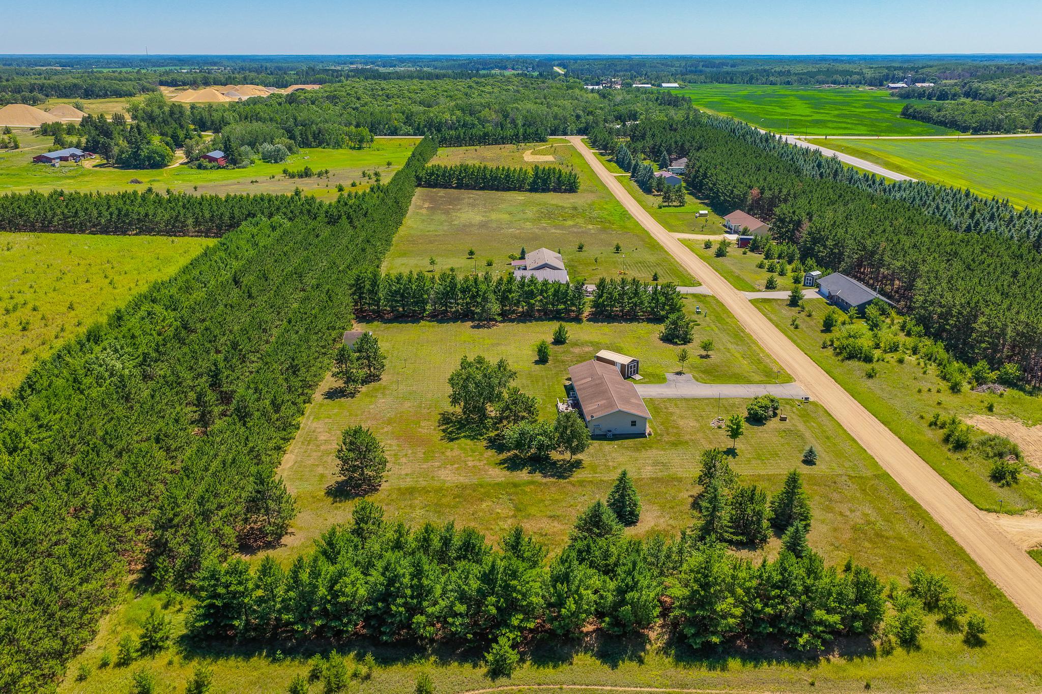 2003 single family home for sale at 21304 Farm View Drive in Park Rapids, MN — 2 bed, 2 bath (photo 25 of 31)
