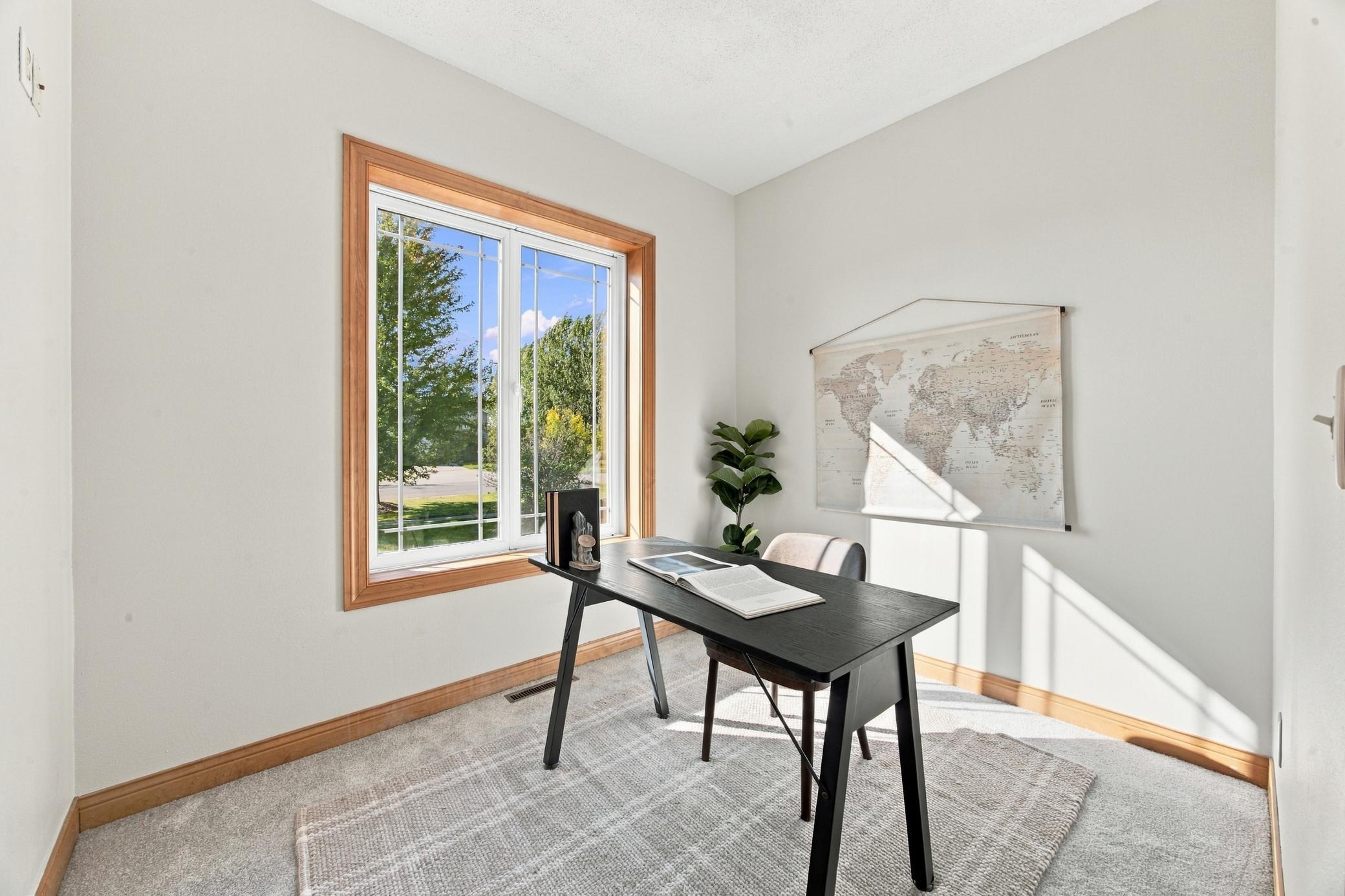 2003 single family home for sale at 718 N Sedona Drive in West Fargo, ND — 5 bed, 3 bath (photo 23 of 54)