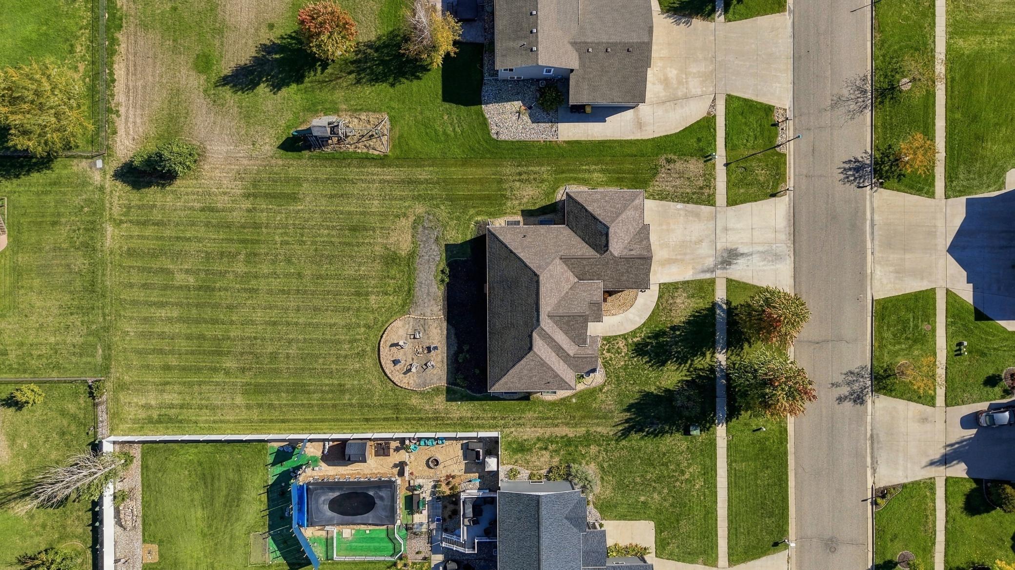 2003 single family home for sale at 718 N Sedona Drive in West Fargo, ND — 5 bed, 3 bath (photo 53 of 54)