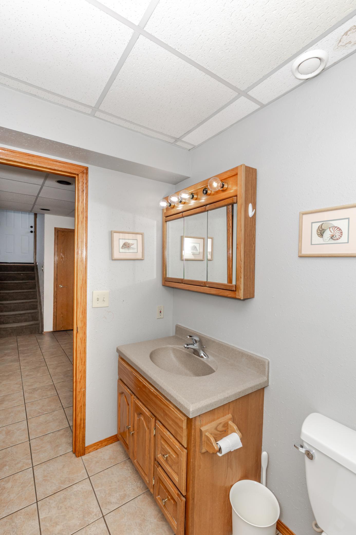 1999 single family home for sale at 5134 7th Lane S in Fargo, ND — 4 bed, 2 bath (photo 31 of 41)