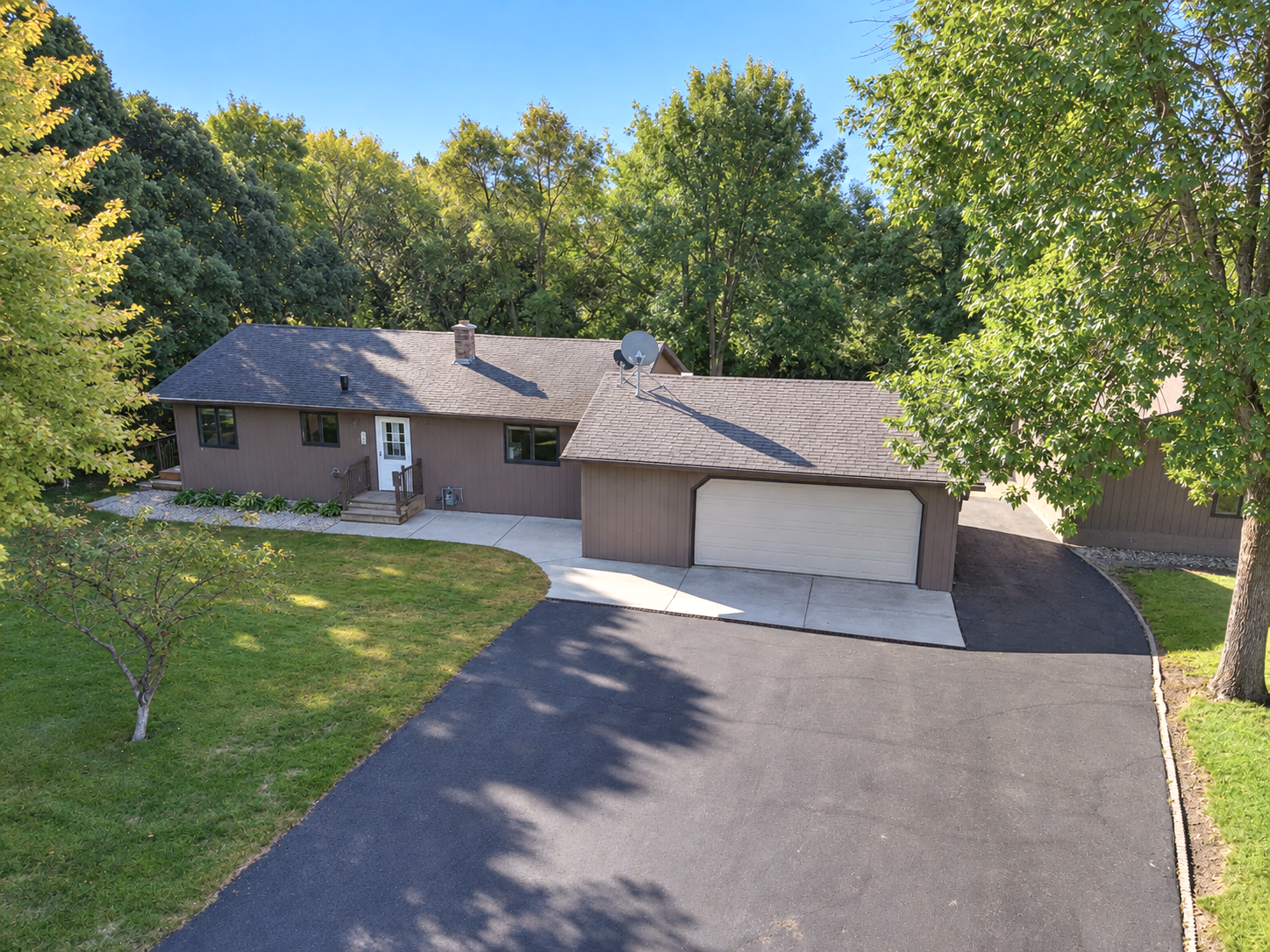 1983 single family home for sale at 510 Woodland Trail in Fergus Falls, MN — 3 bed, 2 bath