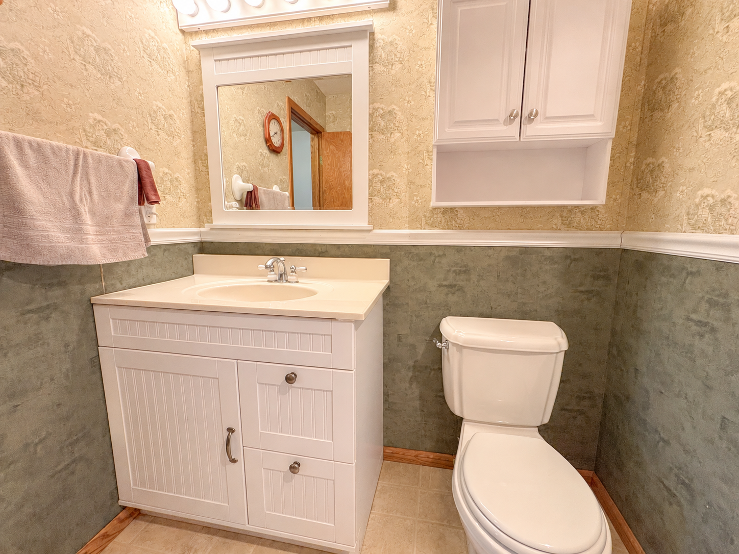 1983 single family home for sale at 510 Woodland Trail in Fergus Falls, MN — 3 bed, 2 bath (photo 19 of 59)