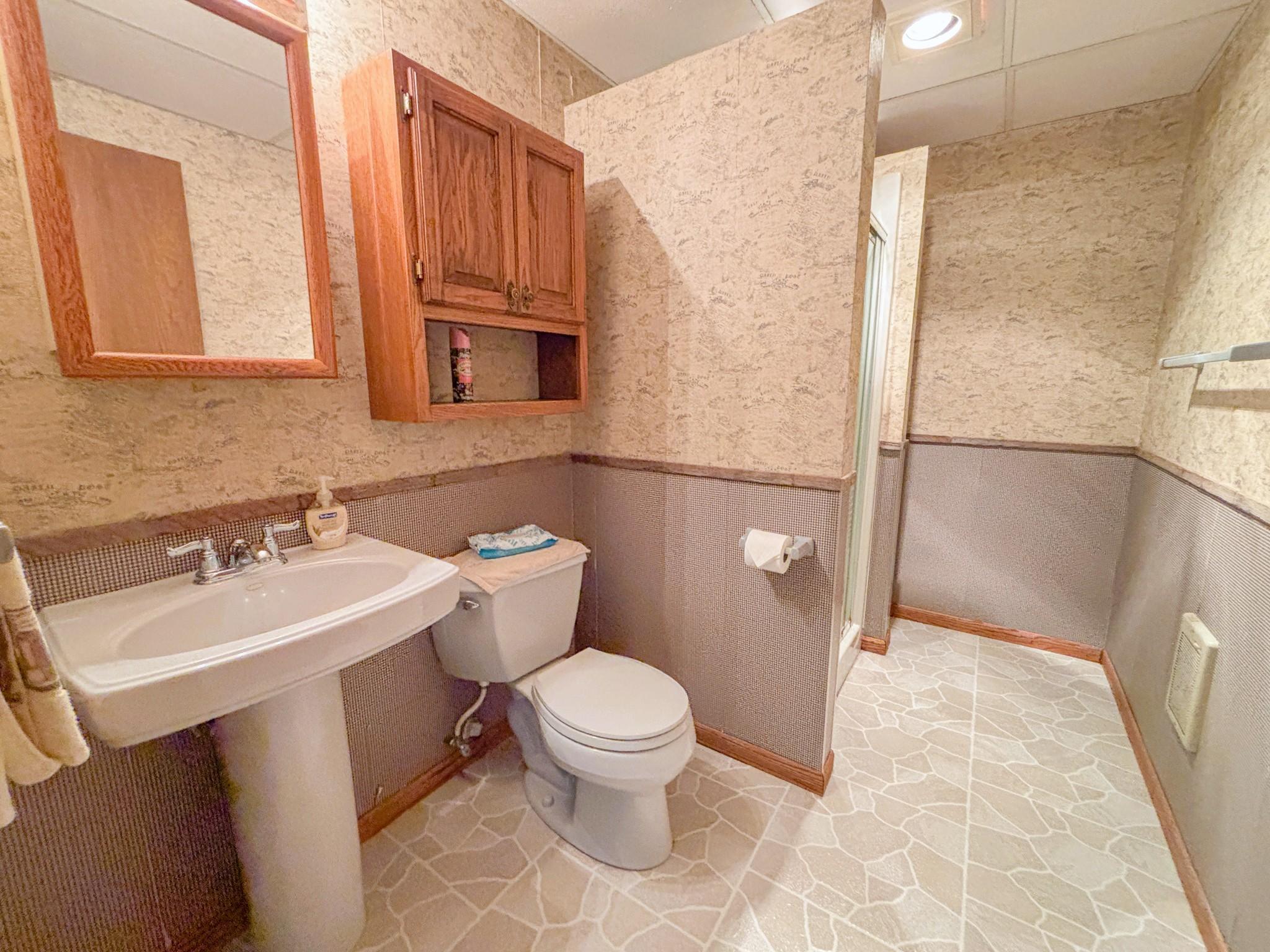 1983 single family home for sale at 510 Woodland Trail in Fergus Falls, MN — 3 bed, 2 bath (photo 26 of 59)