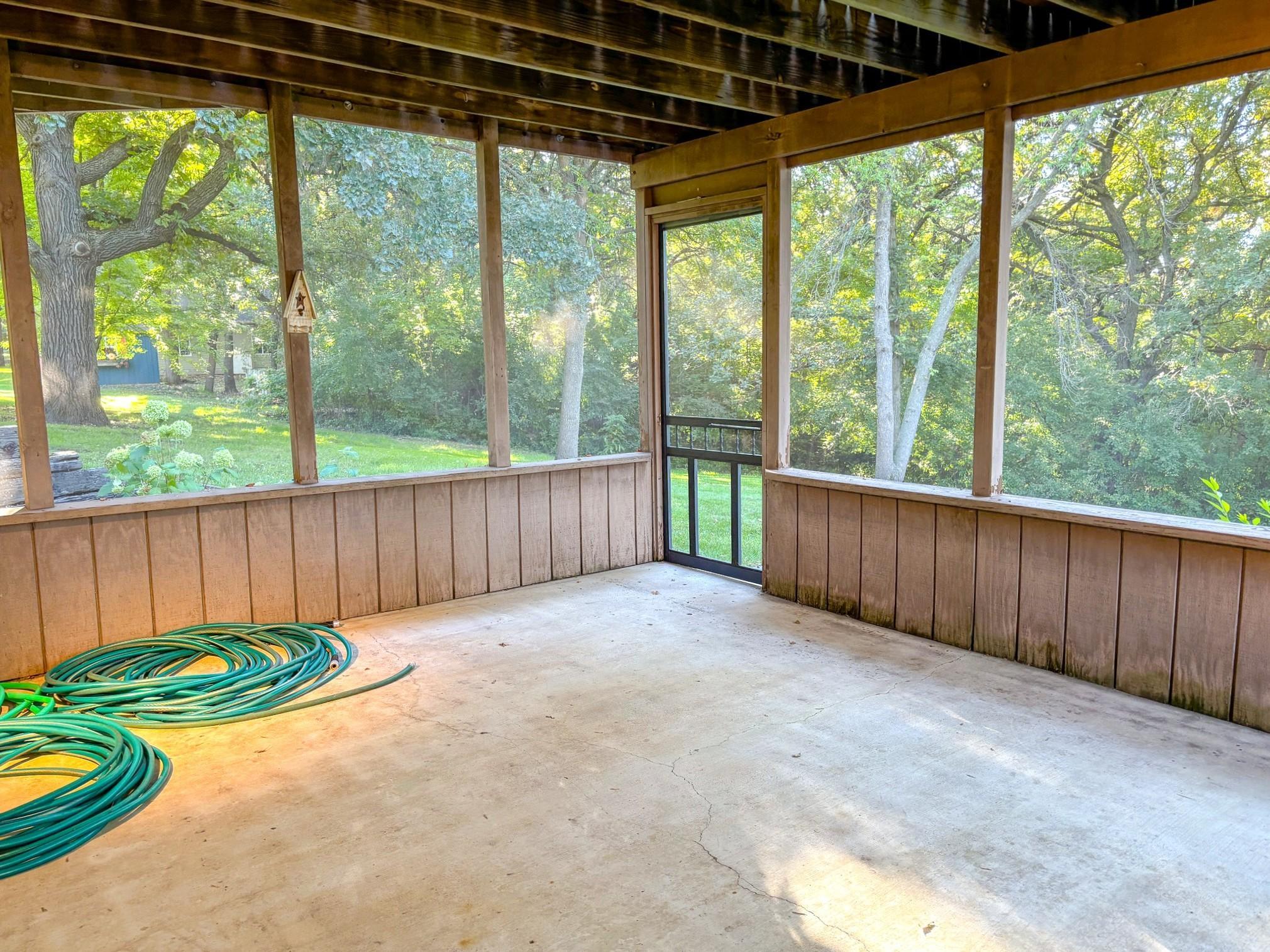 1983 single family home for sale at 510 Woodland Trail in Fergus Falls, MN — 3 bed, 2 bath (photo 32 of 59)