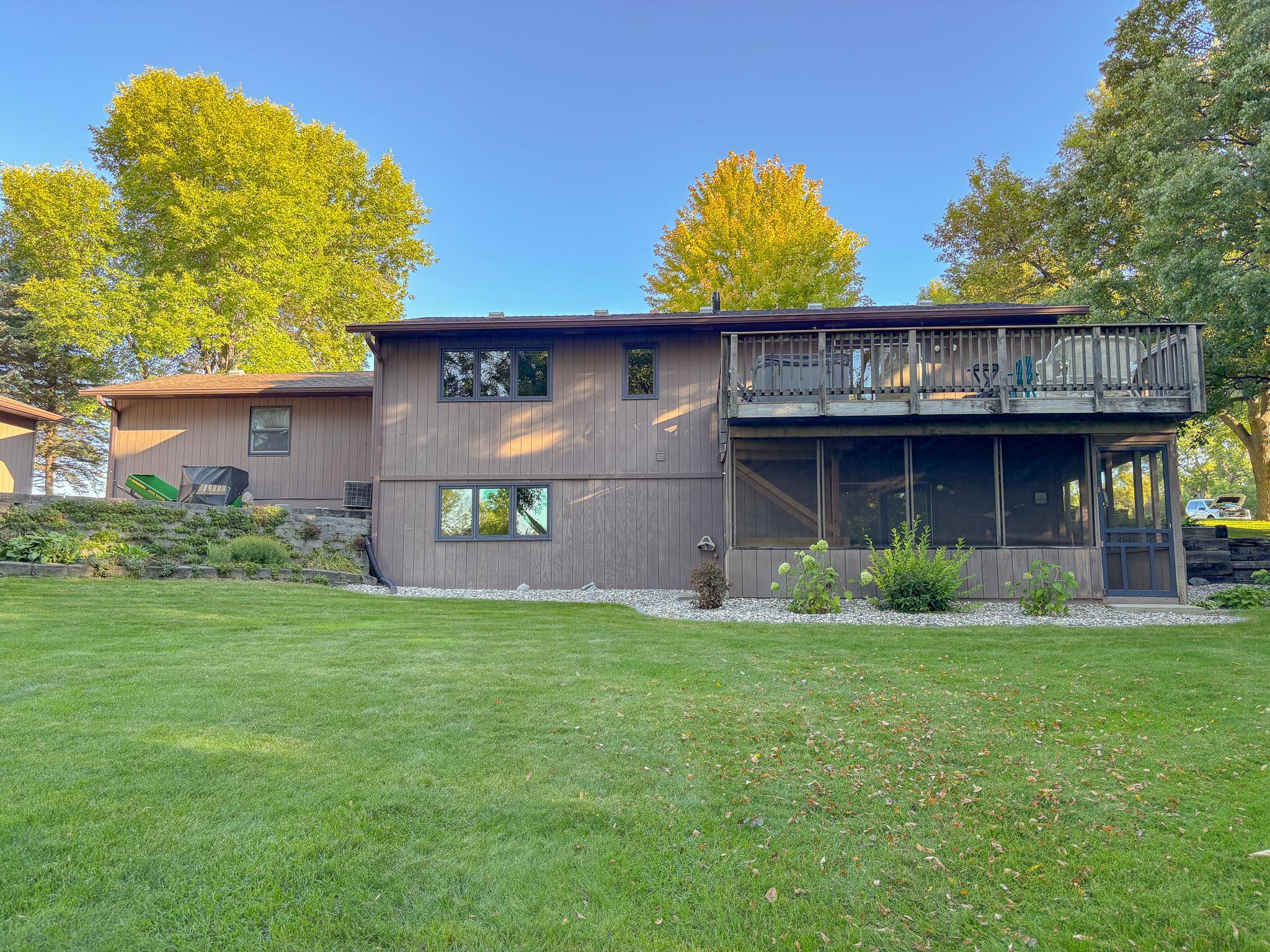 1983 single family home for sale at 510 Woodland Trail in Fergus Falls, MN — 3 bed, 2 bath (photo 39 of 59)