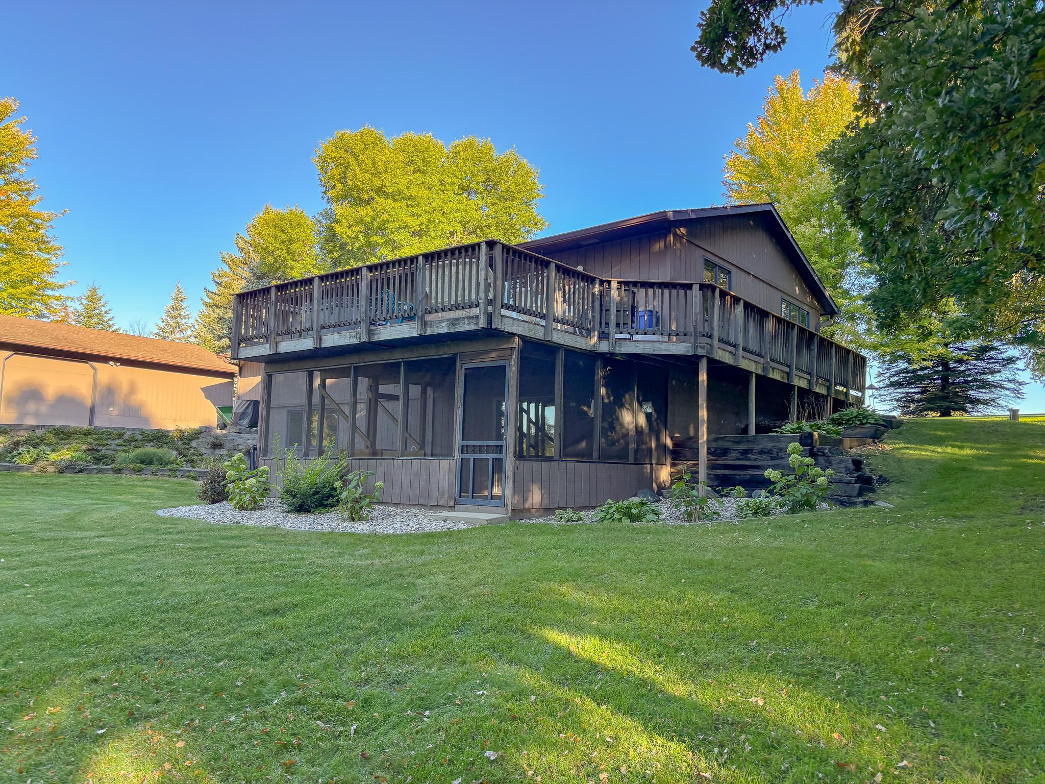 1983 single family home for sale at 510 Woodland Trail in Fergus Falls, MN — 3 bed, 2 bath (photo 41 of 59)