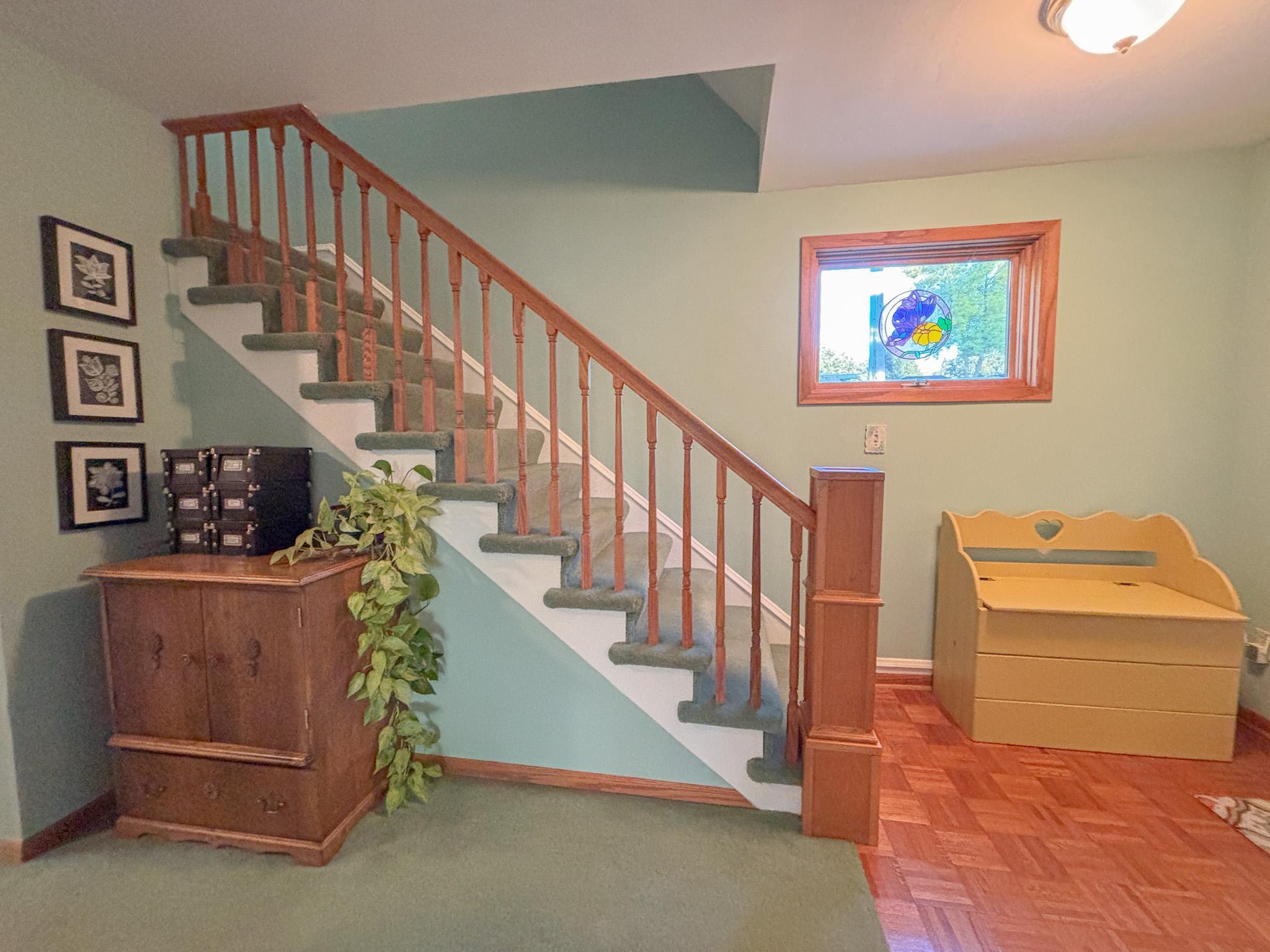1930 single family home for sale at 314 W Spruce Street in Fergus Falls, MN — 3 bed, 4 bath (photo 4 of 63)