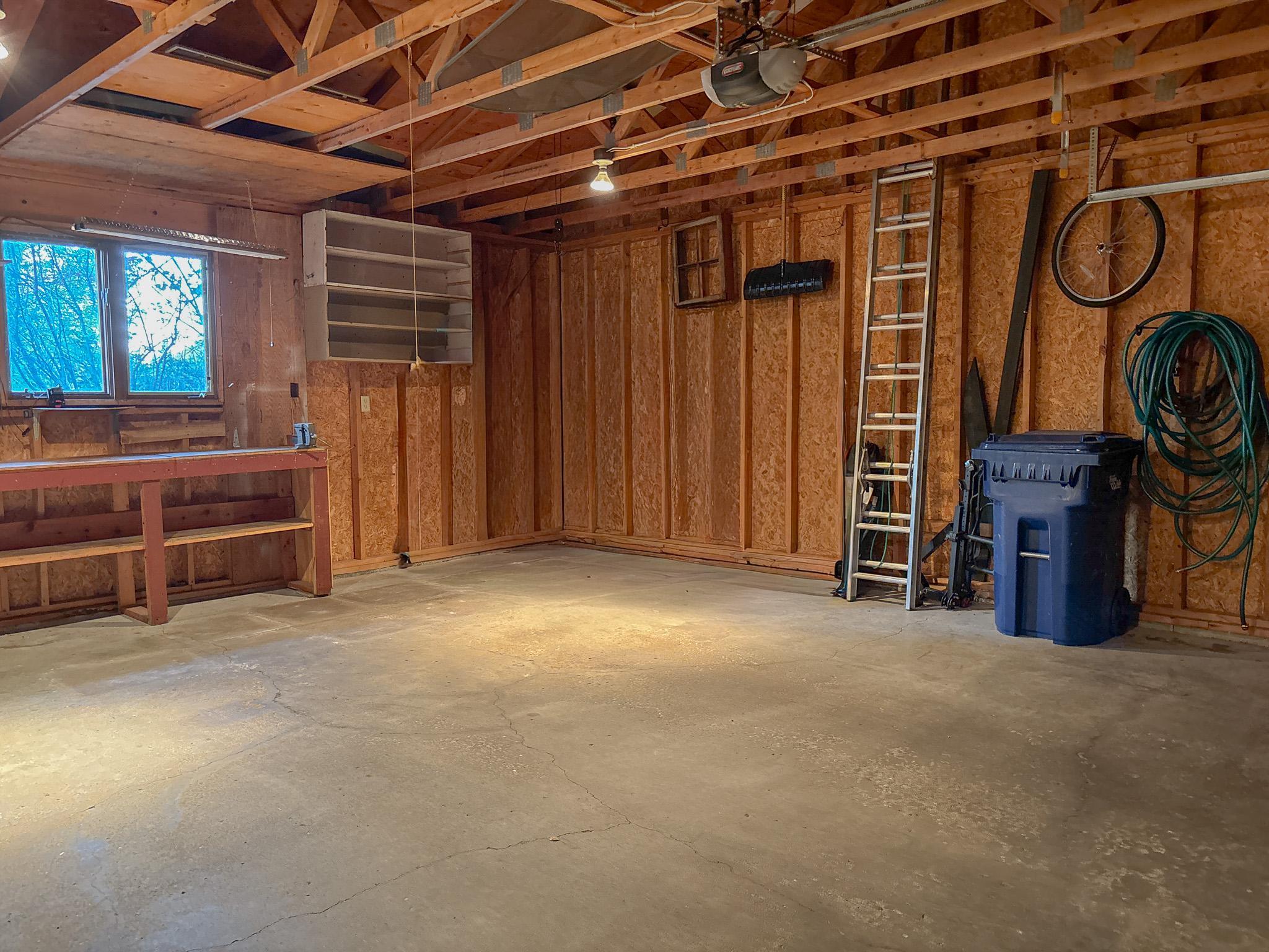 1930 single family home for sale at 314 W Spruce Street in Fergus Falls, MN — 3 bed, 4 bath (photo 48 of 63)