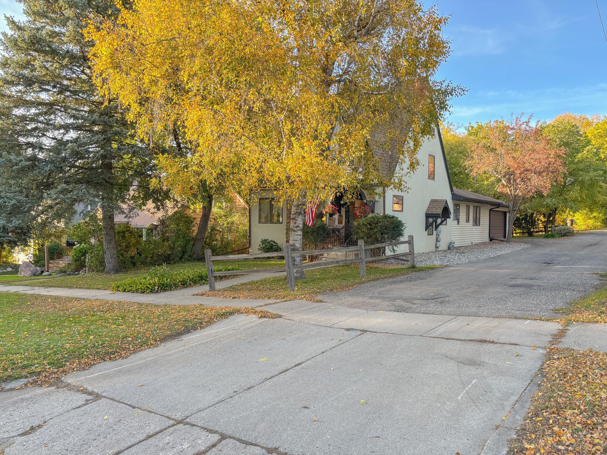 1930 single family home for sale at 314 W Spruce Street in Fergus Falls, MN — 3 bed, 4 bath (photo 58 of 63)