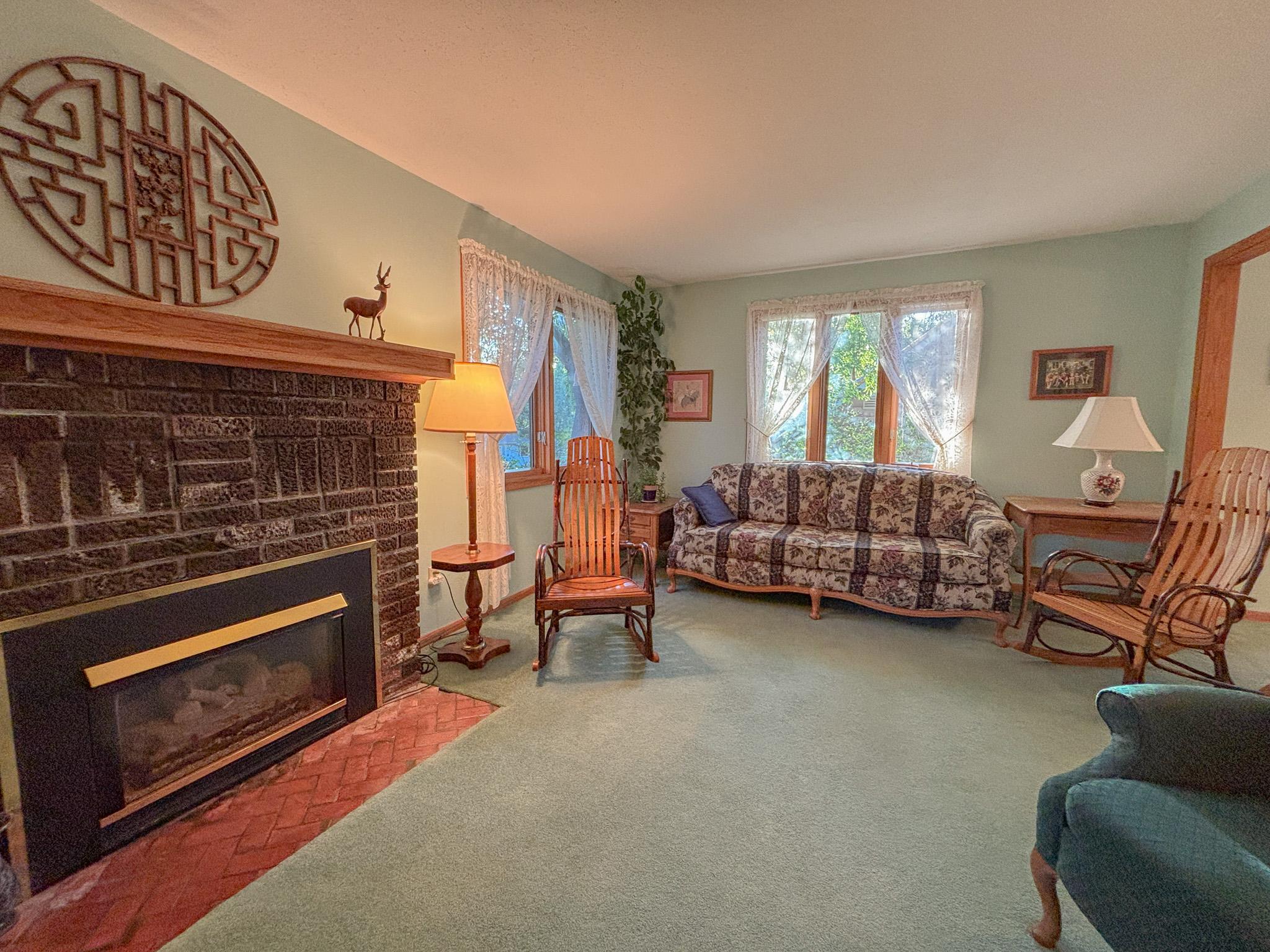 1930 single family home for sale at 314 W Spruce Street in Fergus Falls, MN — 3 bed, 4 bath (photo 7 of 63)