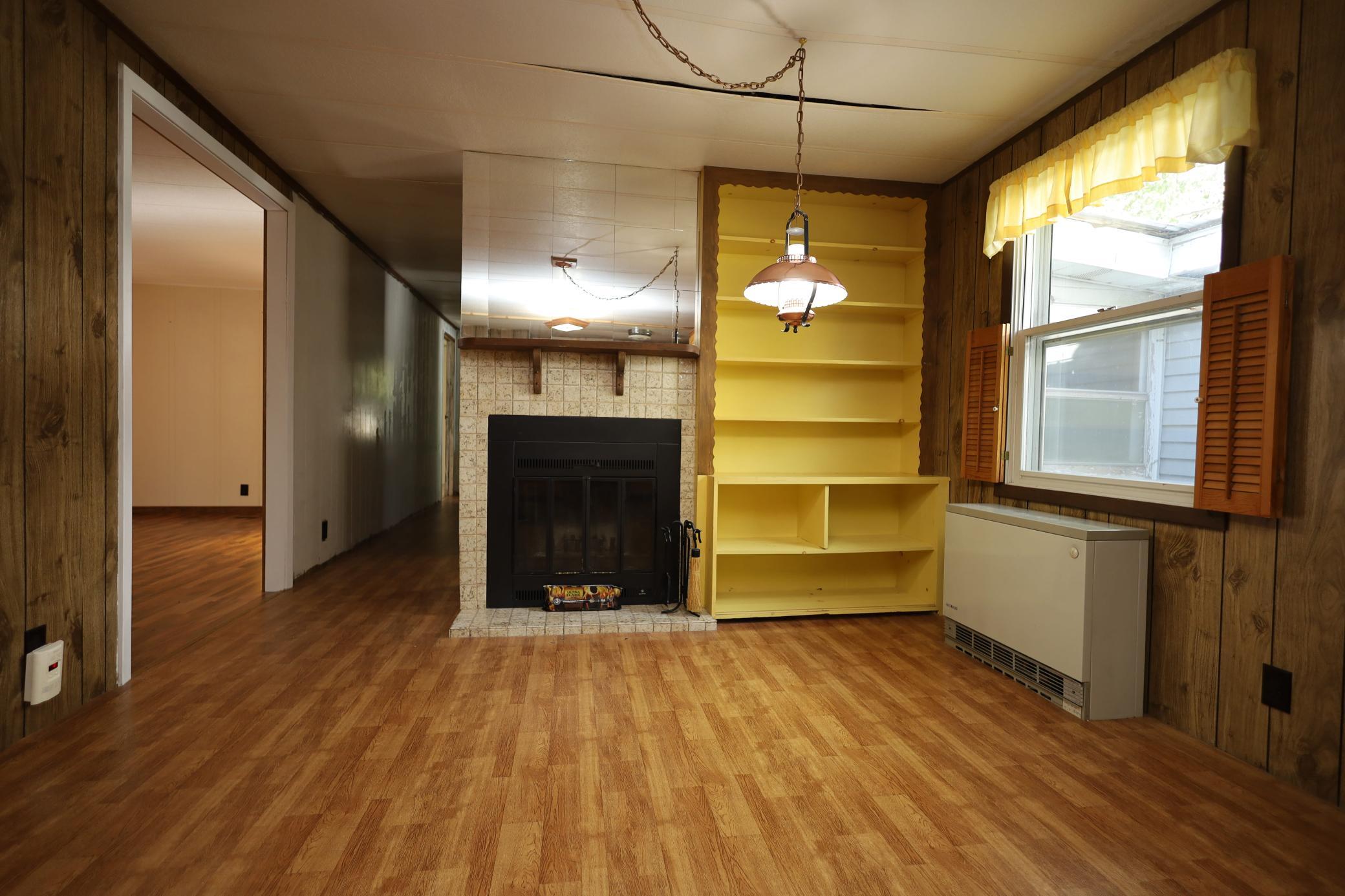 1978 single family home for sale at 798 2nd Street NE in Hillsboro, ND — 3 bed, 2 bath (photo 11 of 29)
