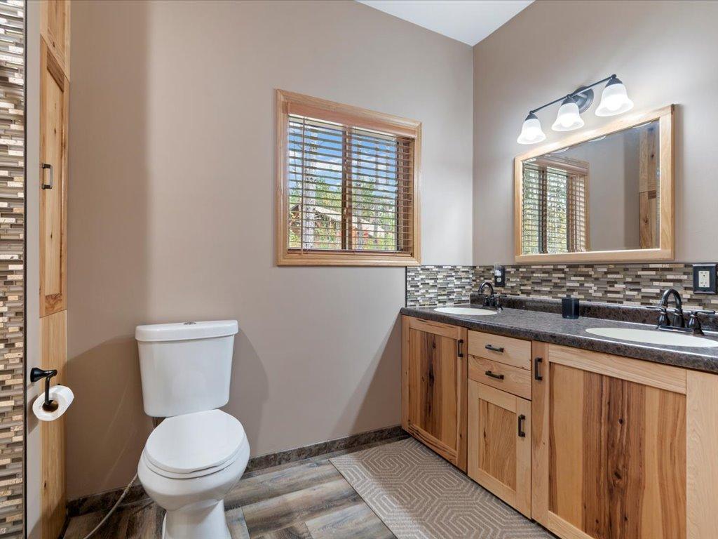 2022 single family home for sale at 22603 Retirement Lane in Deerwood, MN — 2 bed, 1 bath (photo 14 of 40)