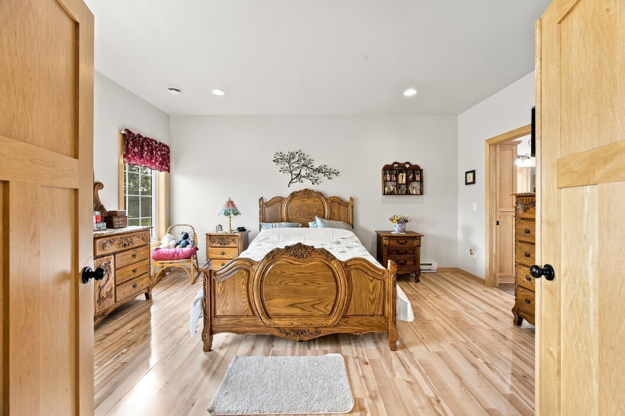 2014 twin home for sale at 3527 23rd Avenue S in Moorhead, MN — 3 bed, 2 bath (photo 14 of 39)
