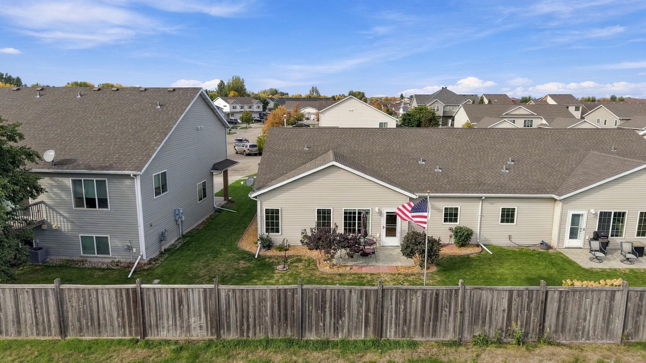 2014 twin home for sale at 3527 23rd Avenue S in Moorhead, MN — 3 bed, 2 bath (photo 29 of 39)