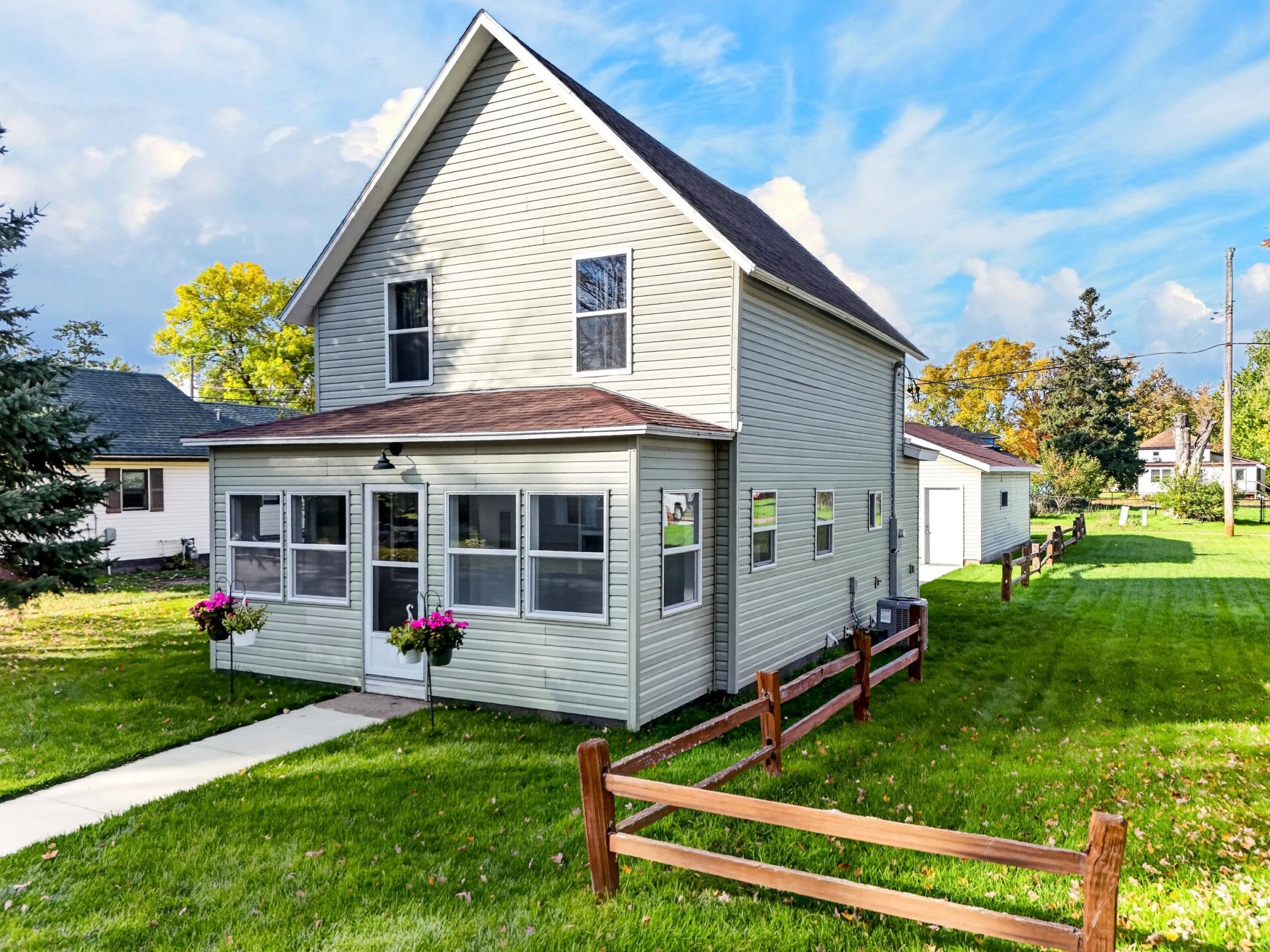 1910 single family home for sale at 207 4th Street NE in Crosby, MN — 2 bed, 2 bath