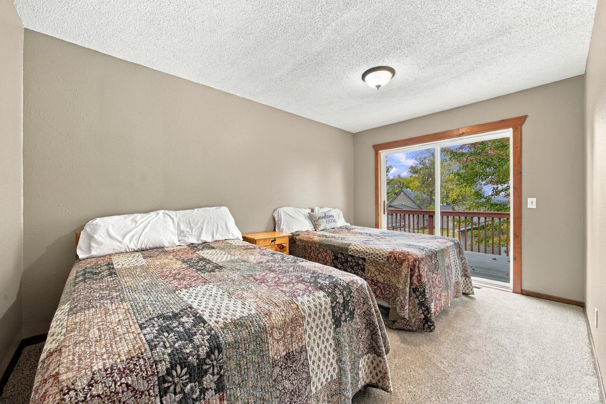 1988 single family home for sale at 35686 Rush Lake Loop, Unit 19 in Ottertail, MN — 3 bed, 2 bath (photo 11 of 37)