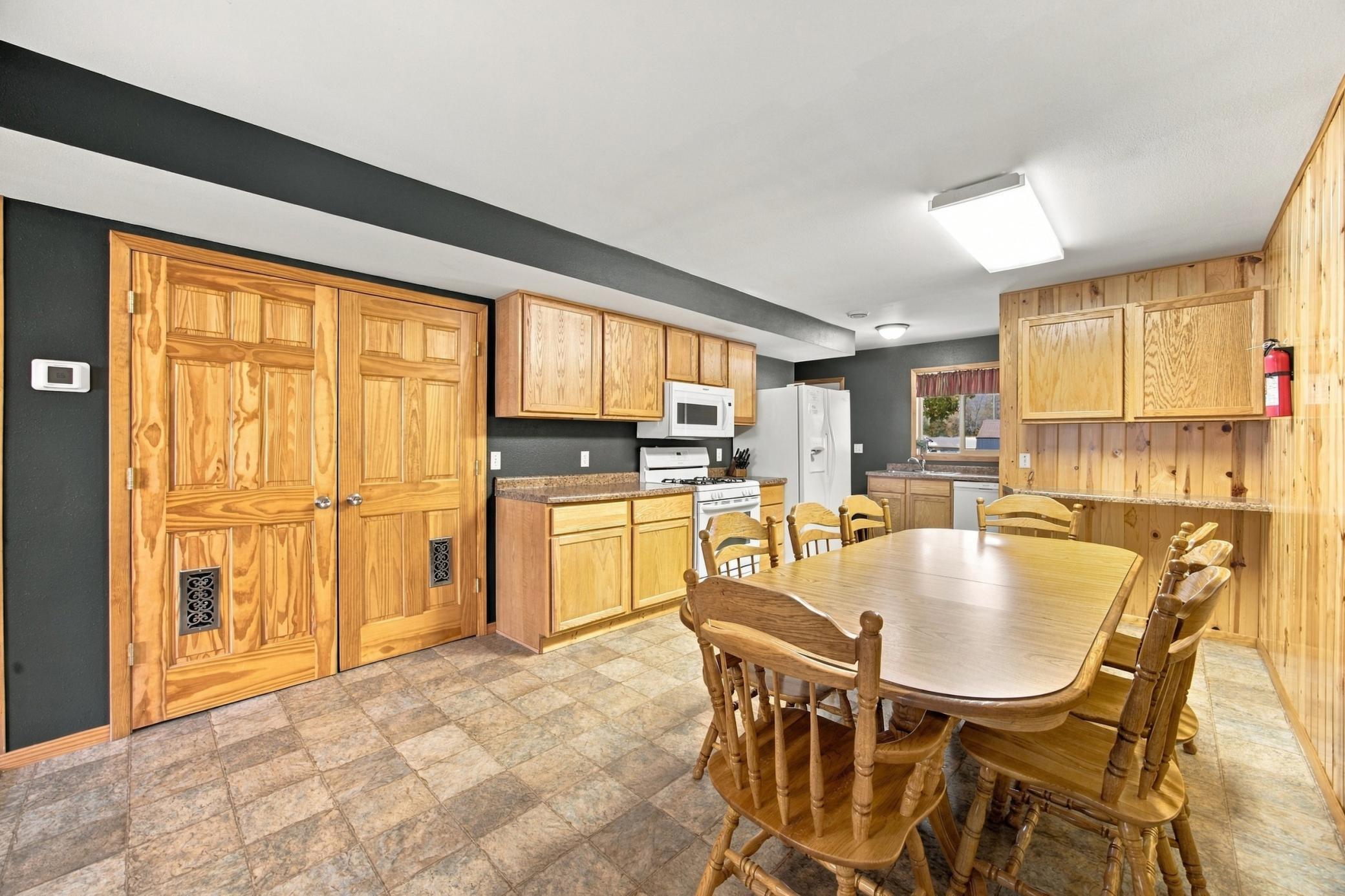 1988 single family home for sale at 35686 Rush Lake Loop, Unit 19 in Ottertail, MN — 3 bed, 2 bath (photo 5 of 37)