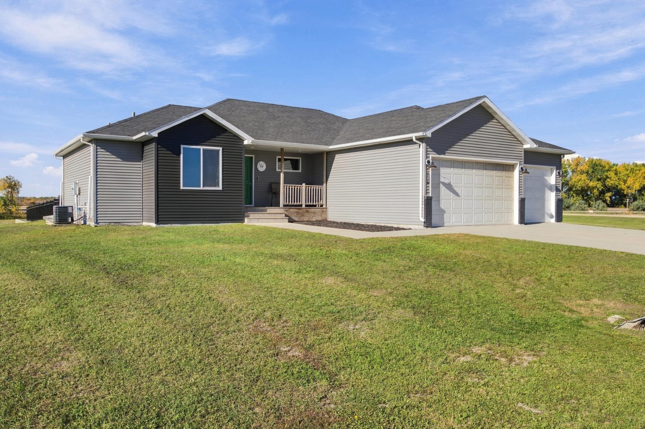 2020 single family home for sale at 803 Blaine Street N in Colfax, ND — 5 bed, 3 bath (photo 2 of 56)