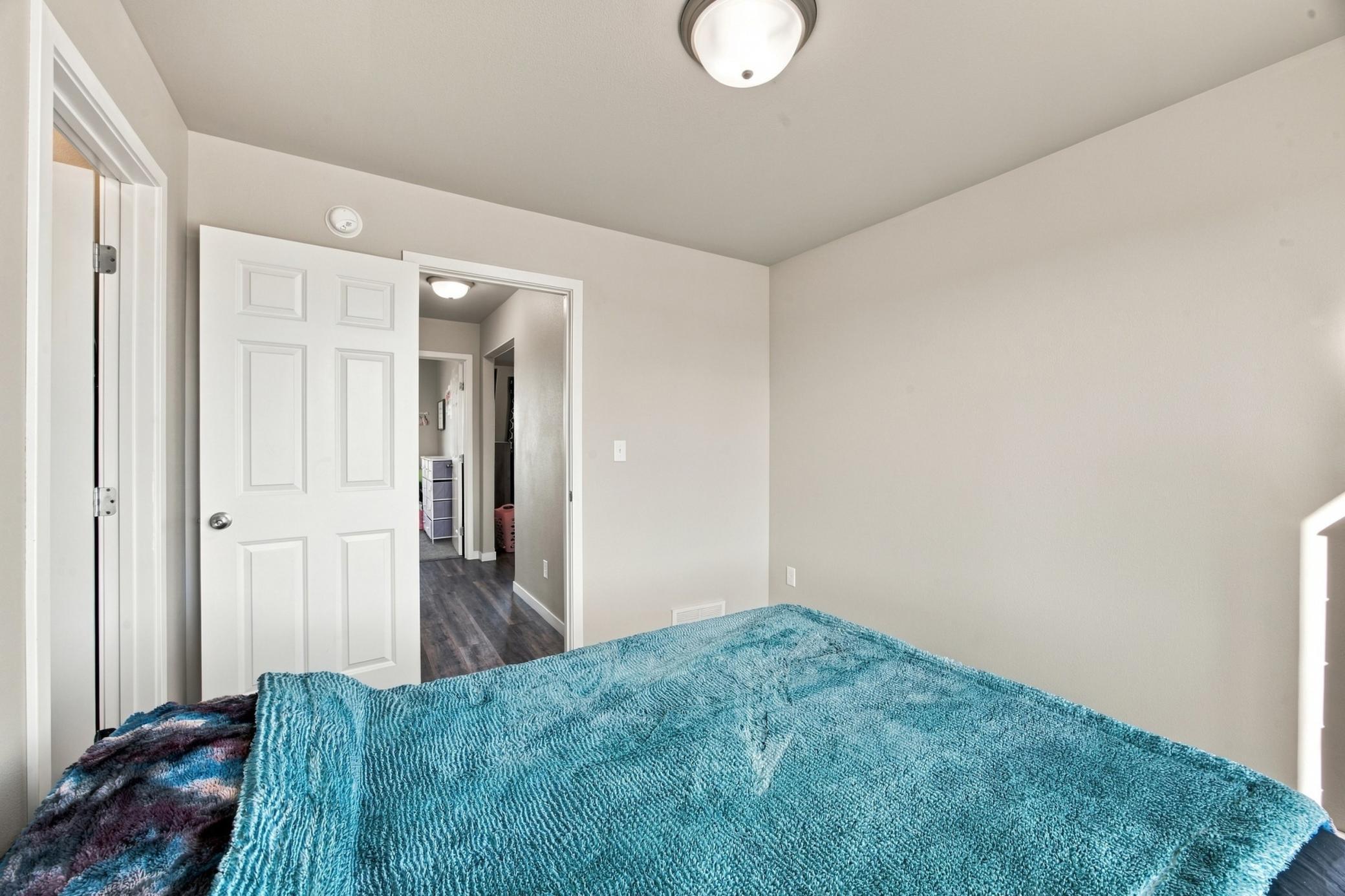 2020 single family home for sale at 803 Blaine Street N in Colfax, ND — 5 bed, 3 bath (photo 23 of 56)