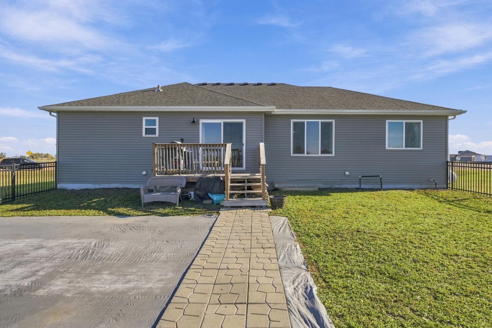 2020 single family home for sale at 803 Blaine Street N in Colfax, ND — 5 bed, 3 bath (photo 40 of 56)