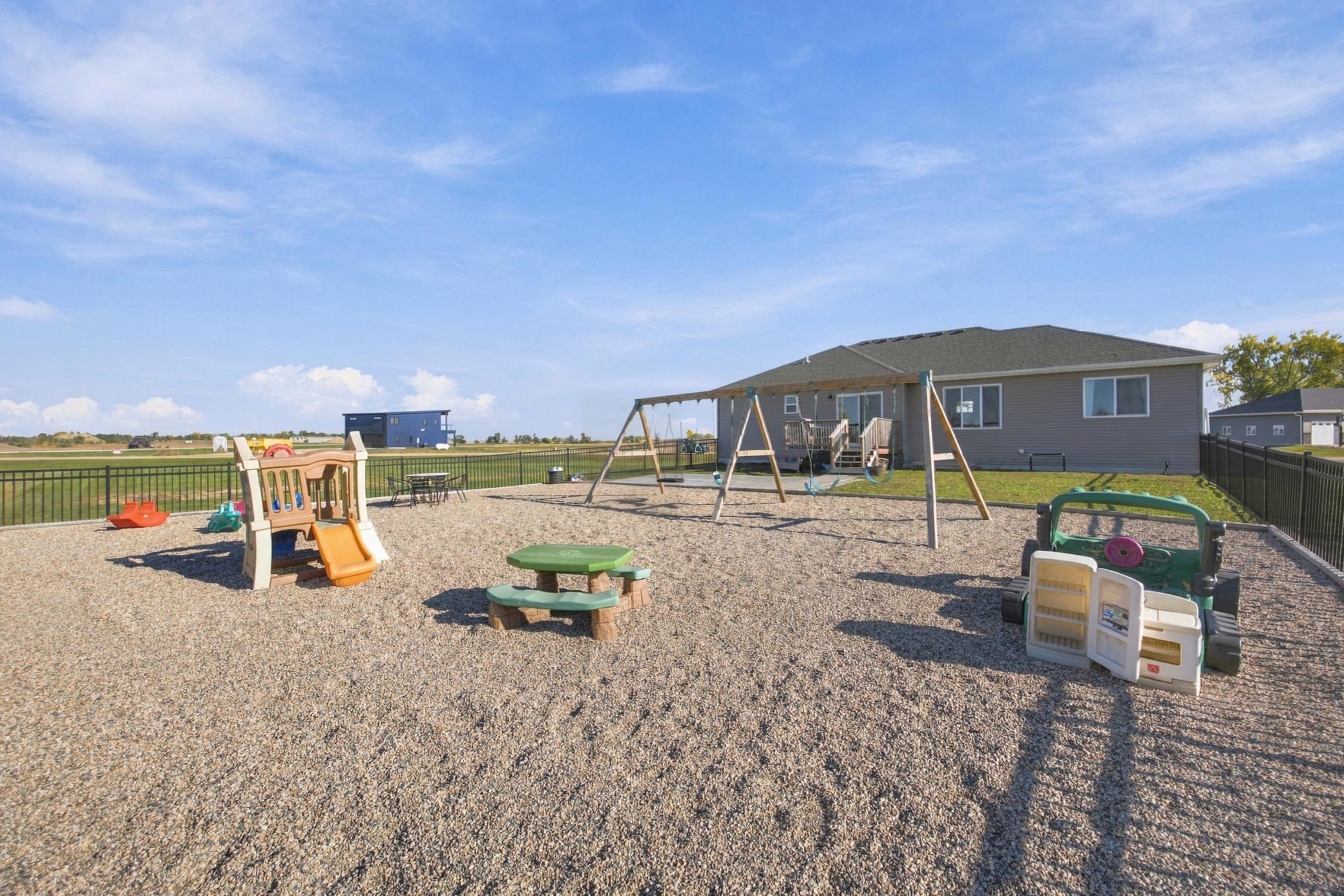 2020 single family home for sale at 803 Blaine Street N in Colfax, ND — 5 bed, 3 bath (photo 43 of 56)