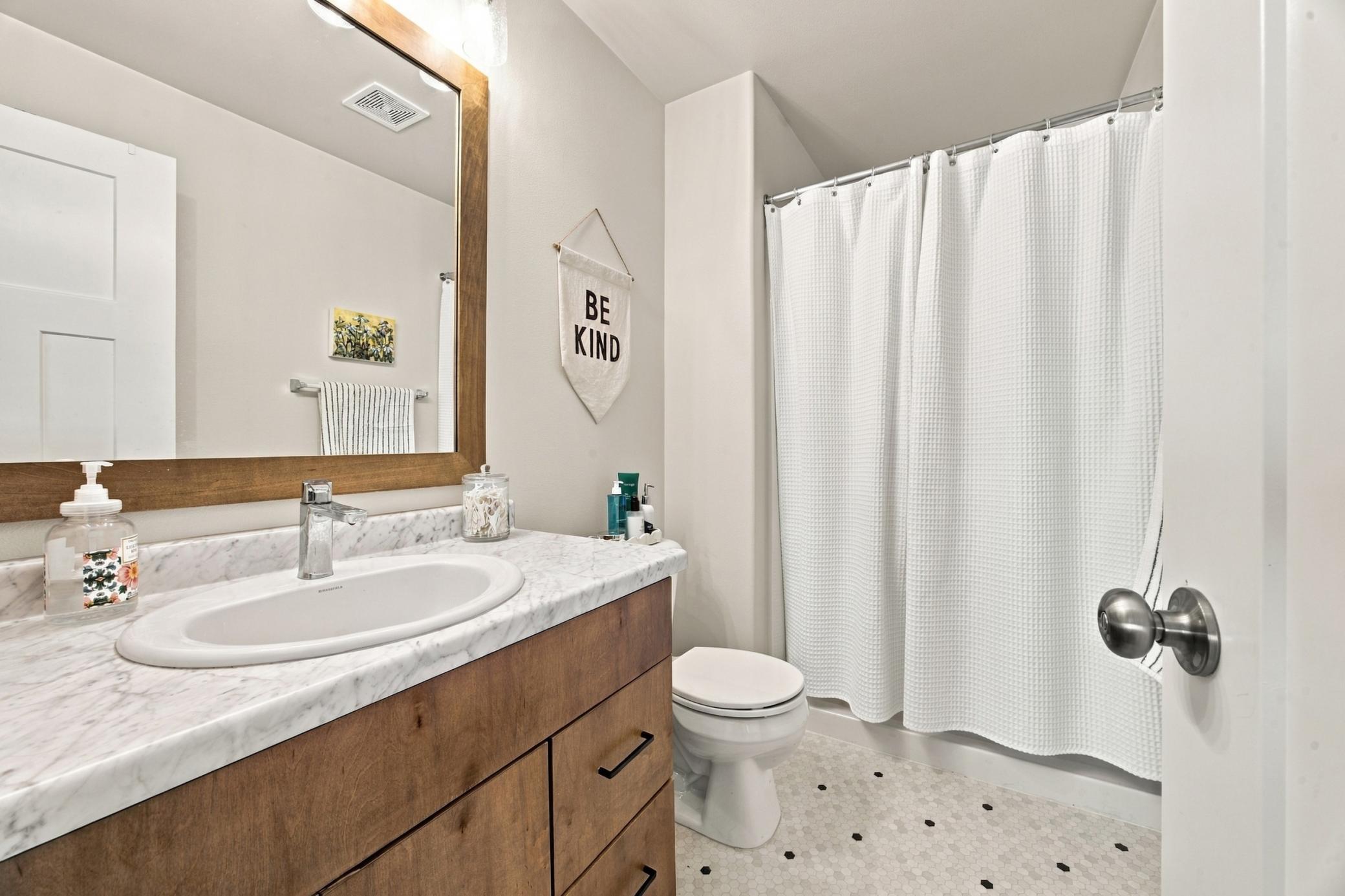 2019 twin home for sale at 2136 Allison Lane W in West Fargo, ND — 3 bed, 3 bath (photo 14 of 27)