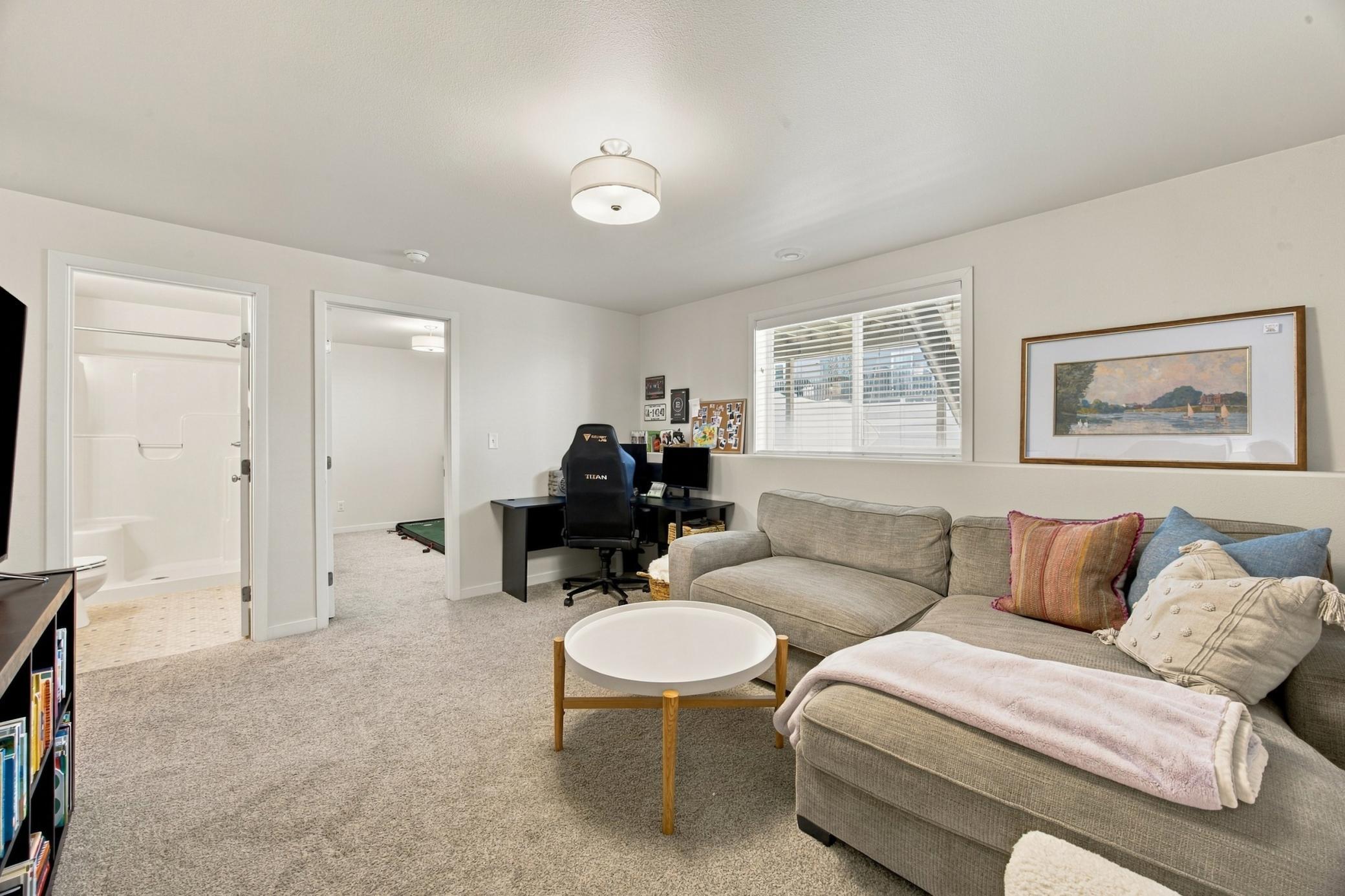 2019 twin home for sale at 2136 Allison Lane W in West Fargo, ND — 3 bed, 3 bath (photo 19 of 27)