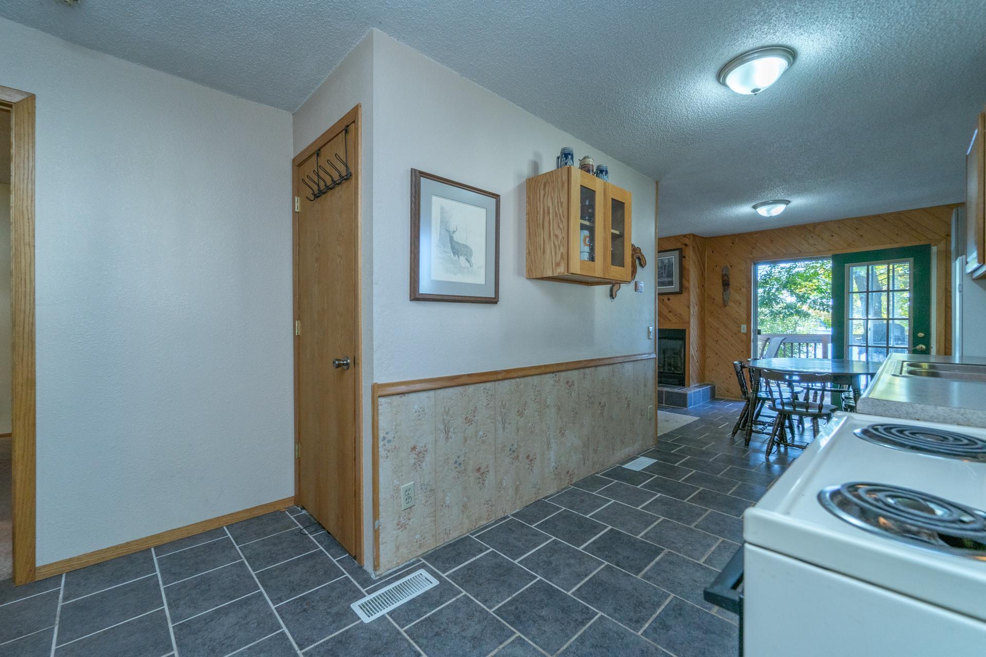 1987 single family home for sale at 48405 197th Avenue in McGregor, MN — 3 bed, 2 bath (photo 13 of 54)