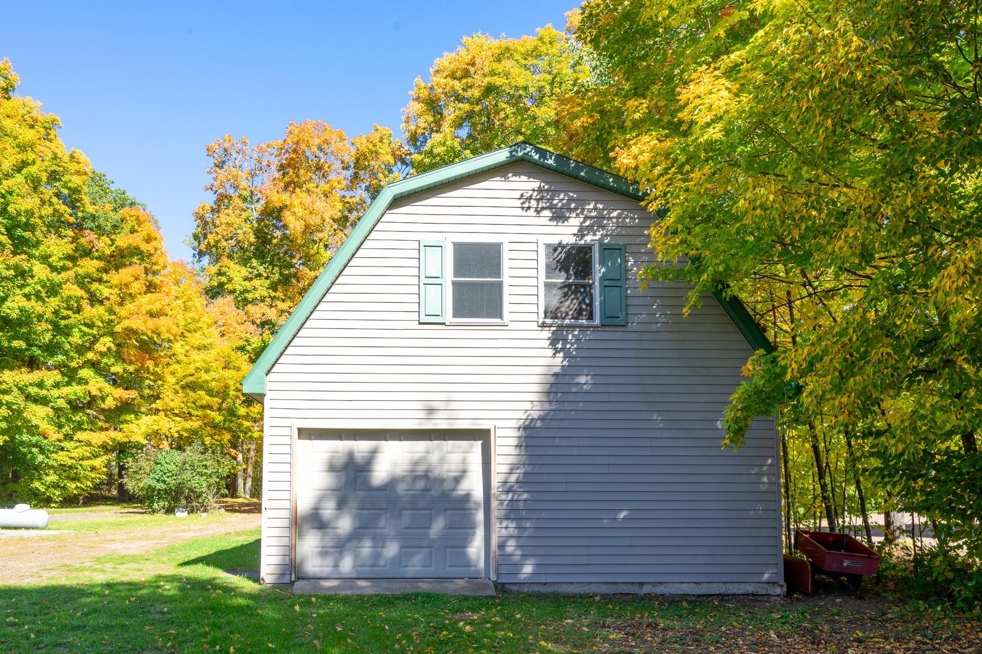 1987 single family home for sale at 48405 197th Avenue in McGregor, MN — 3 bed, 2 bath (photo 4 of 54)