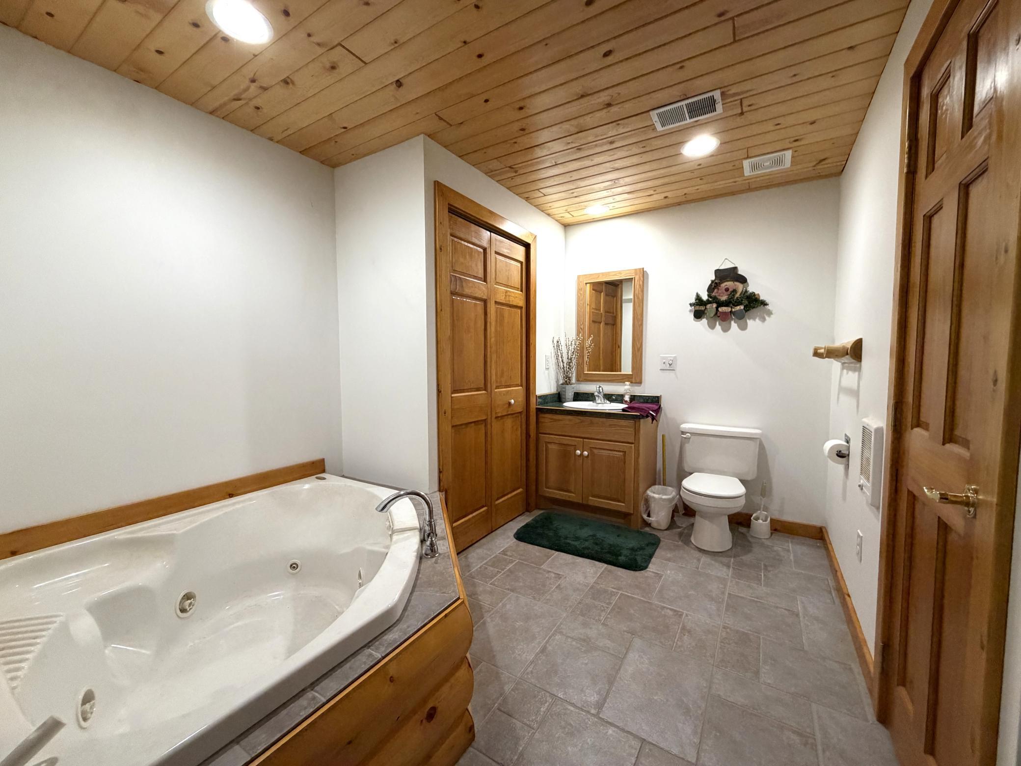 1996 single family home for sale at 40041 302nd Lane in Aitkin, MN — 4 bed, 4 bath (photo 73 of 77)