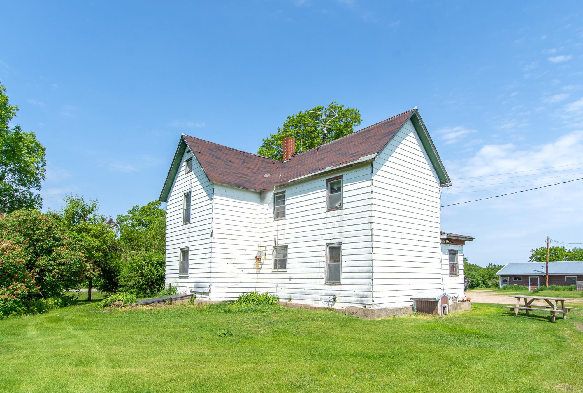 1909 single family home for sale at 41936 County 75 in Bertha, MN — 3 bed, 1 bath (photo 16 of 27)