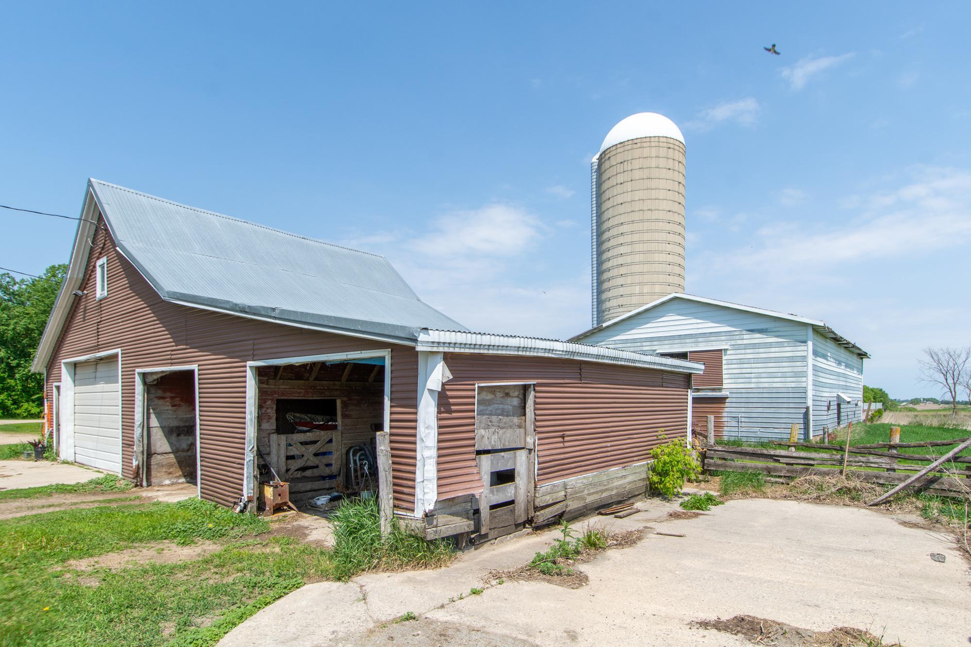 1909 single family home for sale at 41936 County 75 in Bertha, MN — 3 bed, 1 bath (photo 17 of 27)