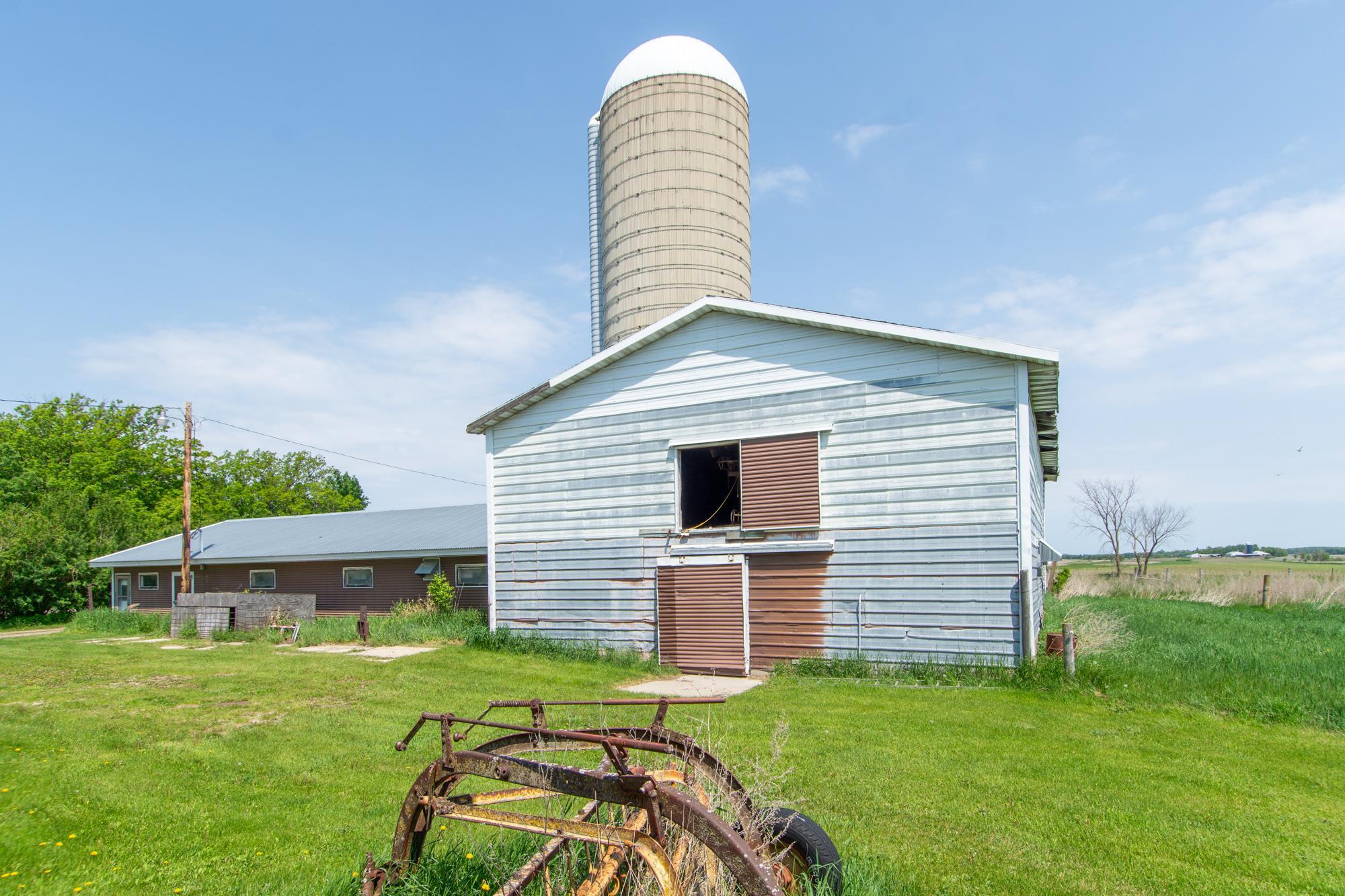 1909 single family home for sale at 41936 County 75 in Bertha, MN — 3 bed, 1 bath (photo 18 of 27)