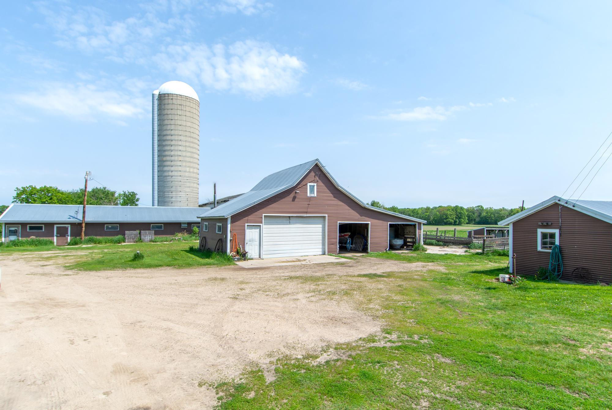 1909 single family home for sale at 41936 County 75 in Bertha, MN — 3 bed, 1 bath (photo 22 of 27)