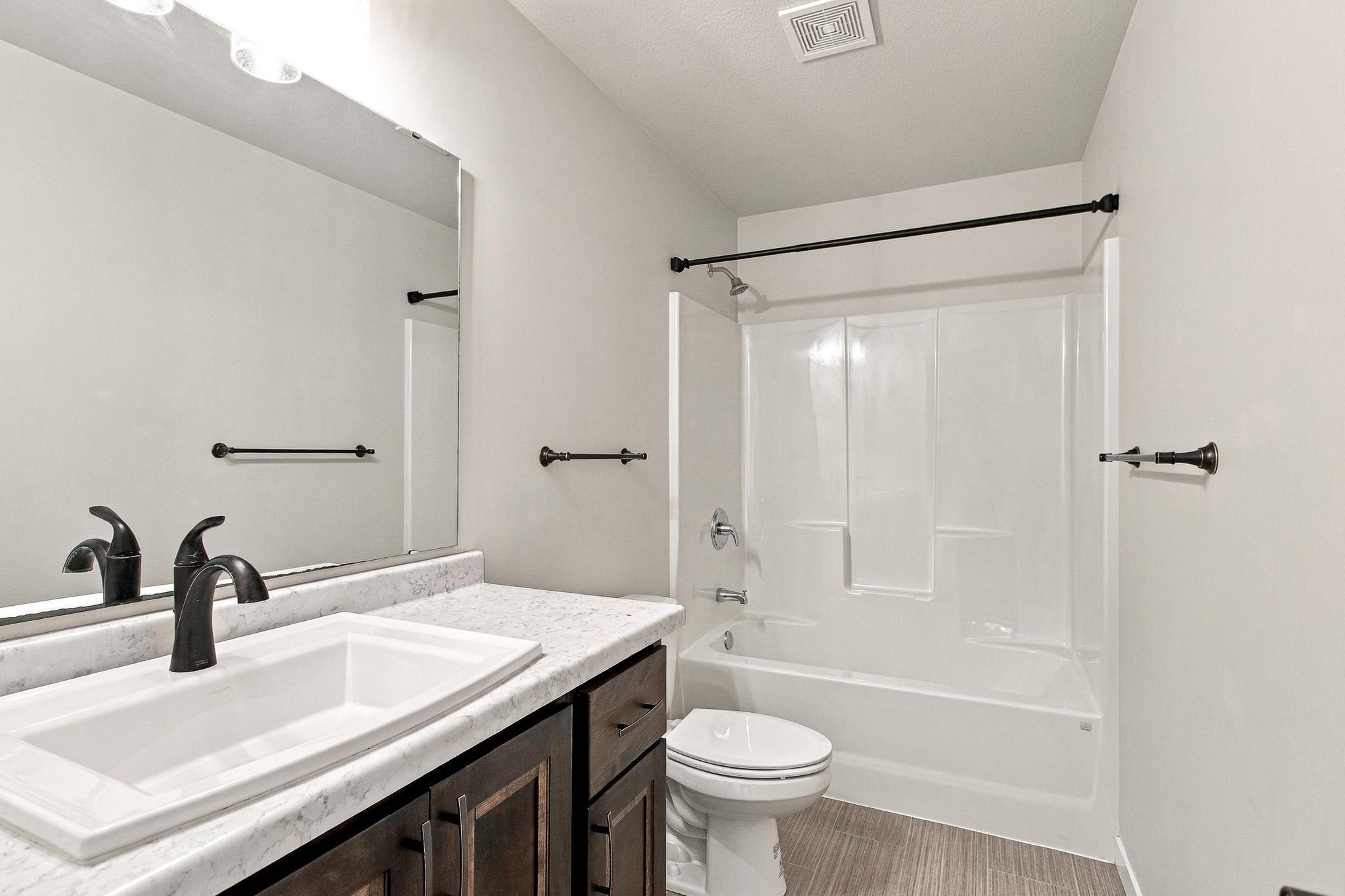 2020 single family home for sale at 2154 65th Avenue S in Fargo, ND — 3 bed, 3 bath (photo 23 of 24)