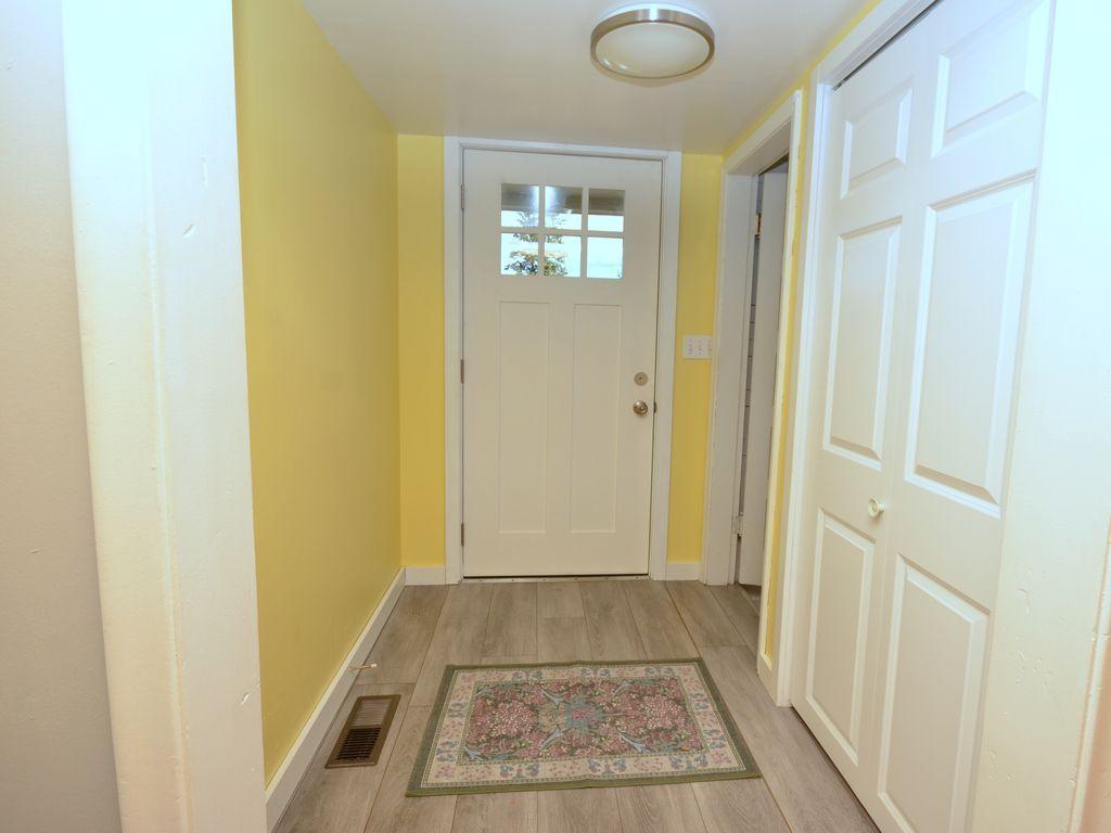 1940 single family home for sale at 200 8th Street W in Park Rapids, MN — 2 bed, 2 bath (photo 17 of 41)